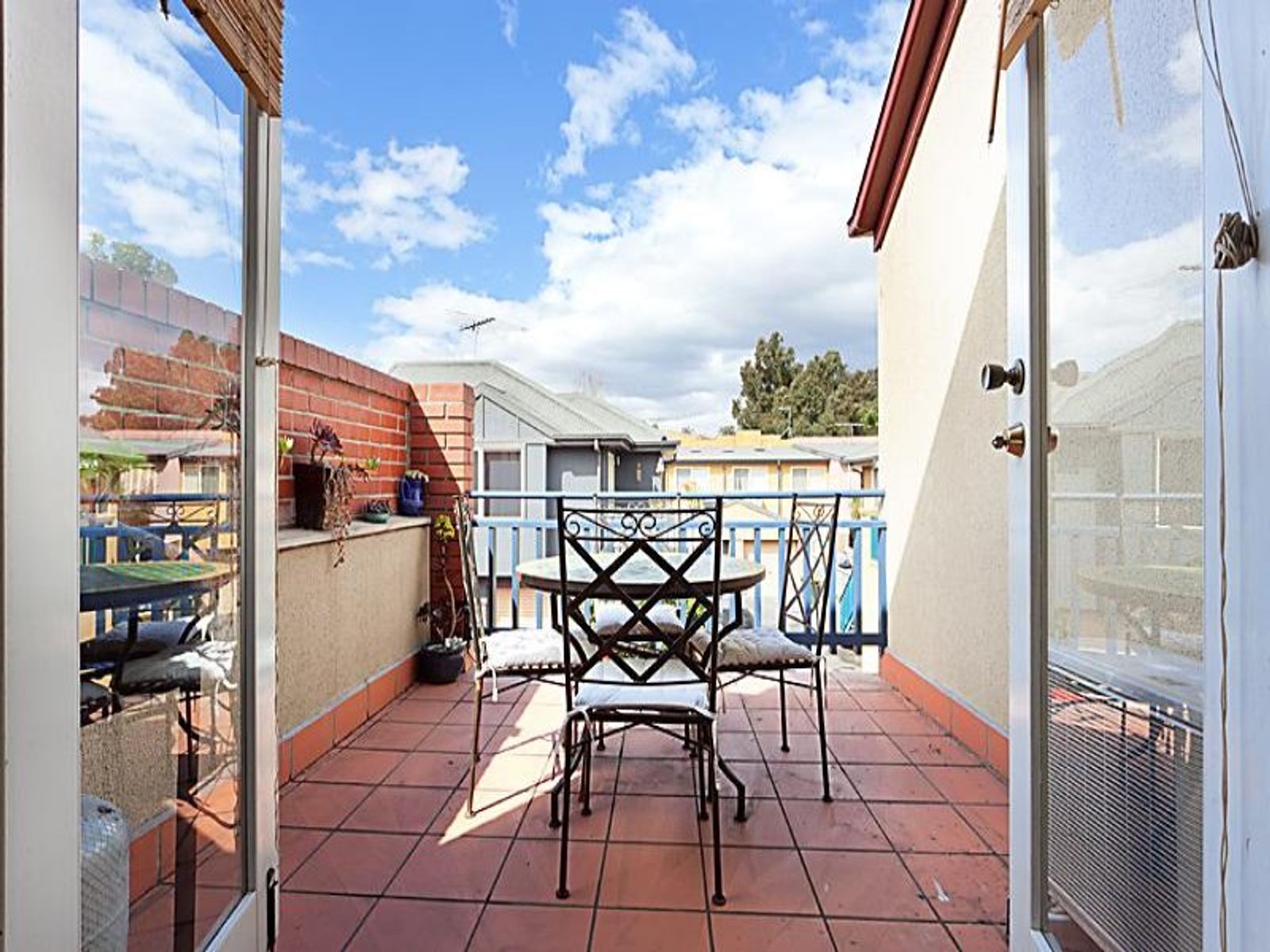 8 Hardwick Lane, Kensington - Thumbnail 8