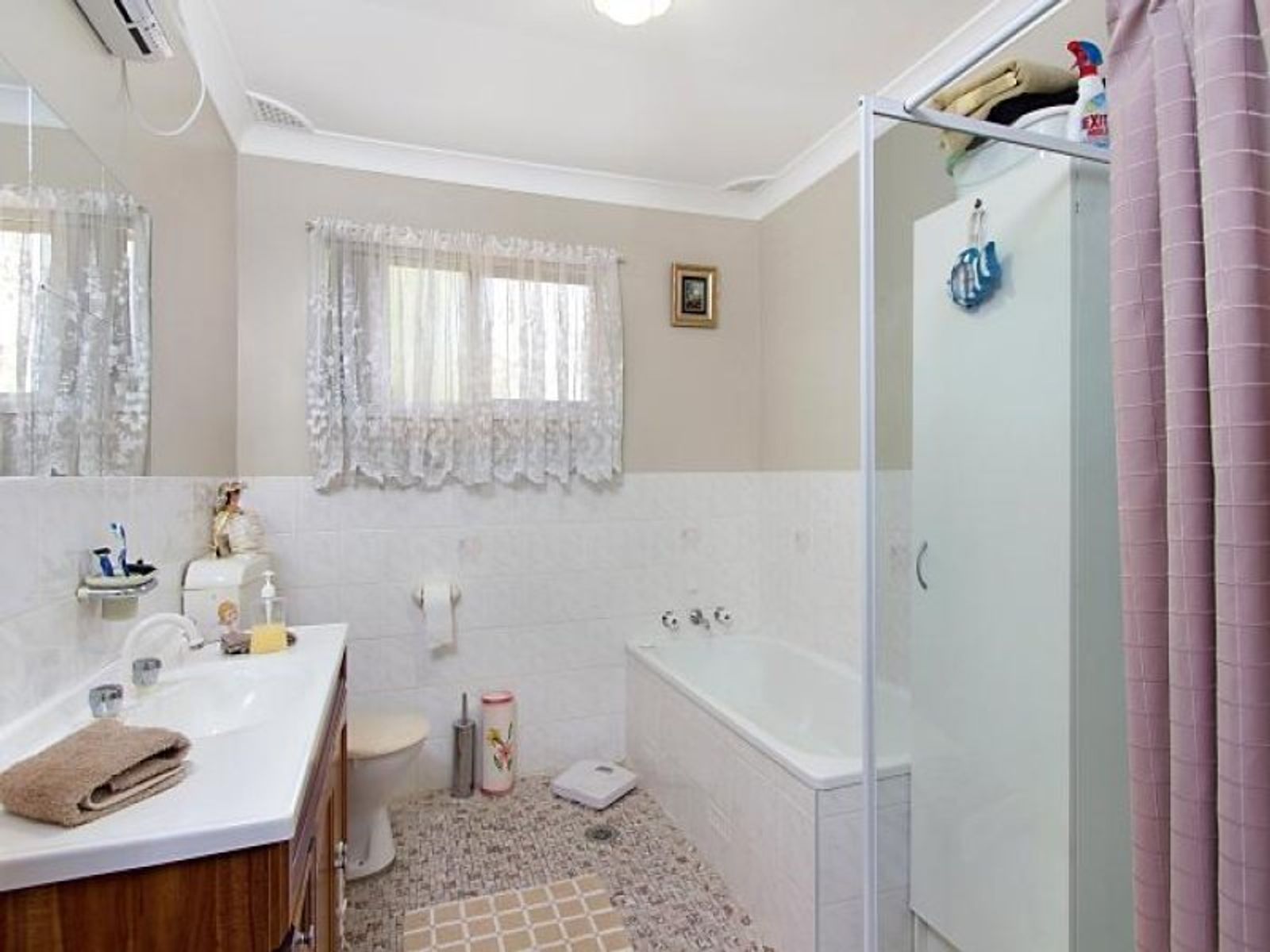 St Marys, NSW 2760 for Sale - Penrith Stanton & Taylor Real Estate, Nsw 2760 For Sale - Penrith Stanton & Taylor Real Estate - Thumbnail 5