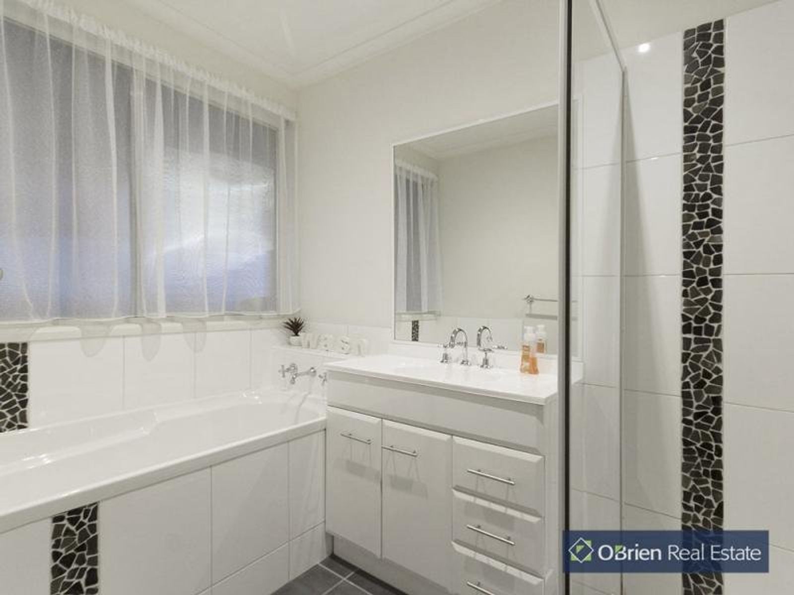 4 Dealbata Avenue, Endeavour Hills, VIC 3802, Endeavour Hills - Thumbnail 6