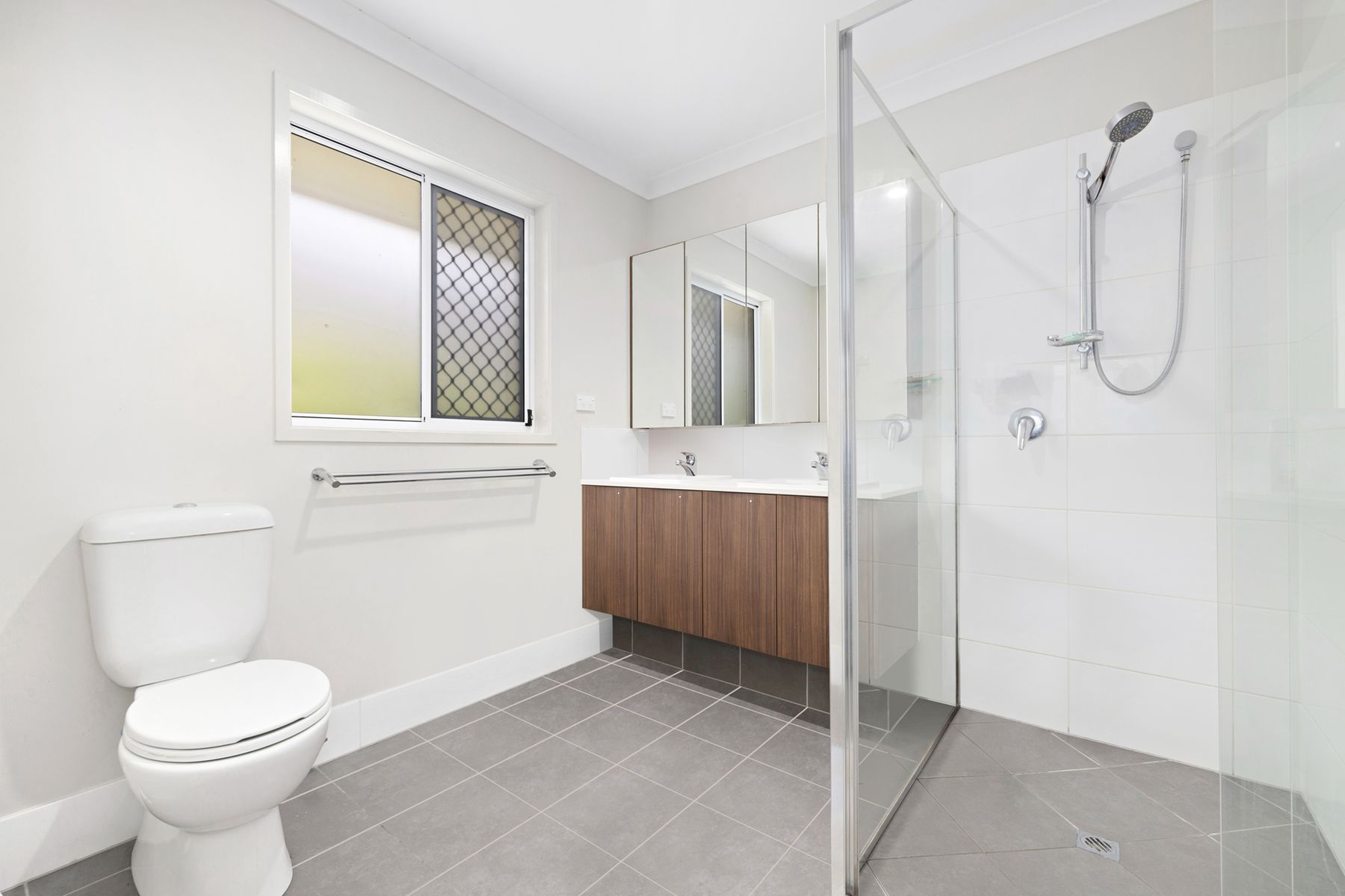24 Clarence Avenue, Springfield QLD 4871, Springfield - Thumbnail 7
