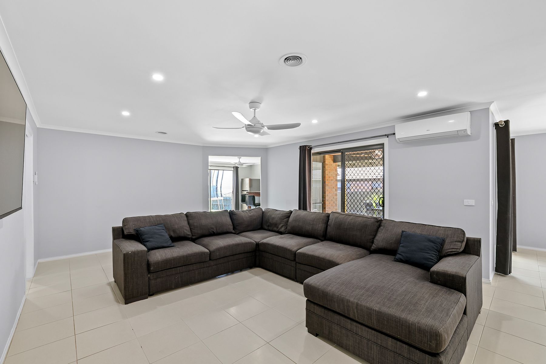 9 Claudia Crescent, Drouin, VIC 3818, Drouin - Thumbnail 8