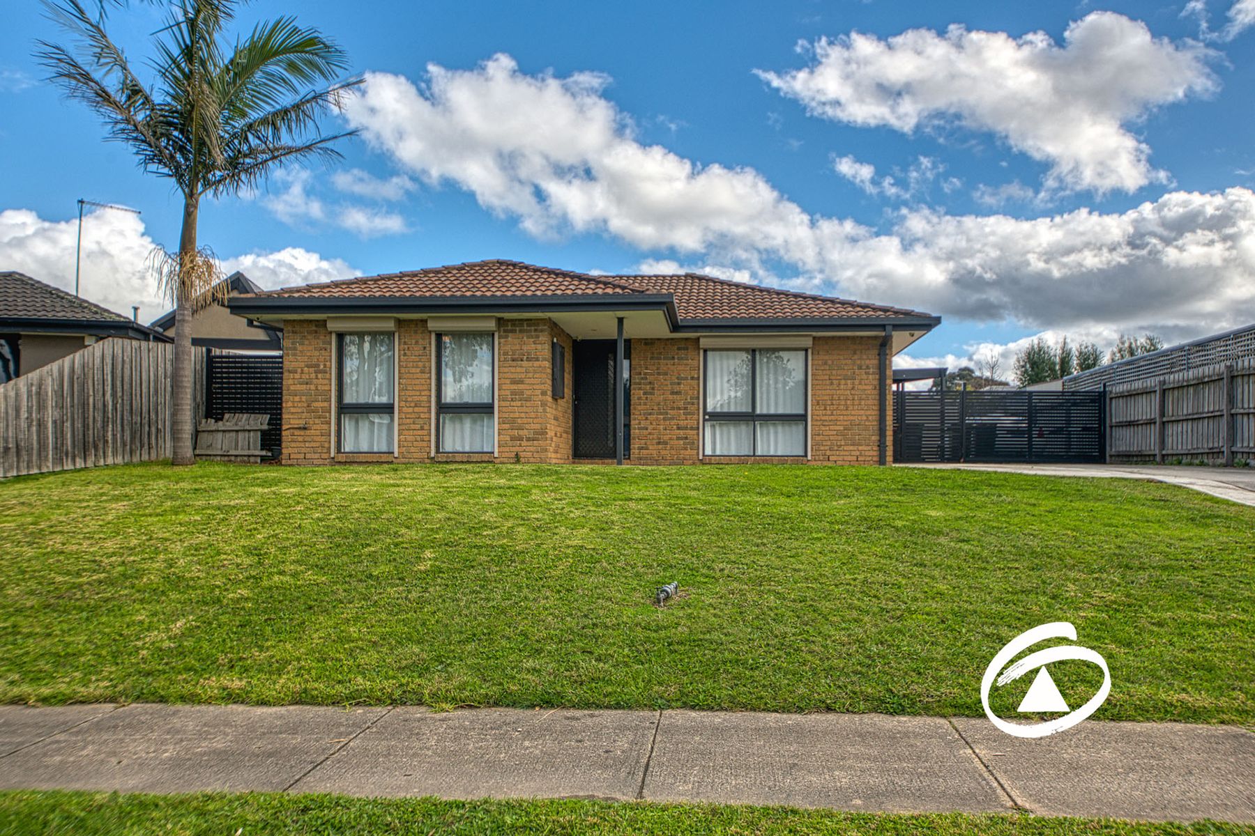6 Bluegrass Crescent, Pakenham VIC 3810