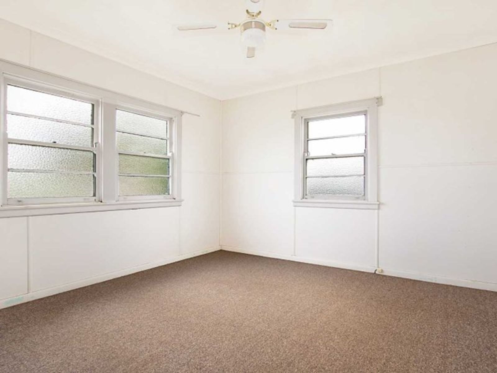 12 Stapleton Avenue, Casino - Thumbnail 8