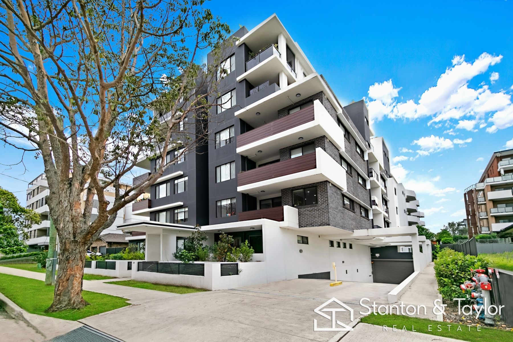 7/29-31 Lethbridge Street, Penrith - Thumbnail 2