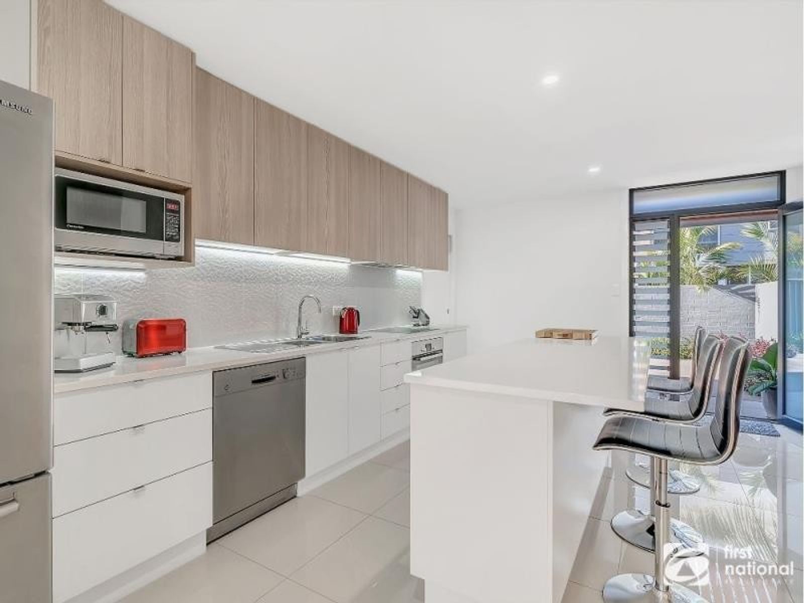 1/122 Park Beach Road, Coffs Harbour NSW 2450, Coffs Harbour - Thumbnail 2