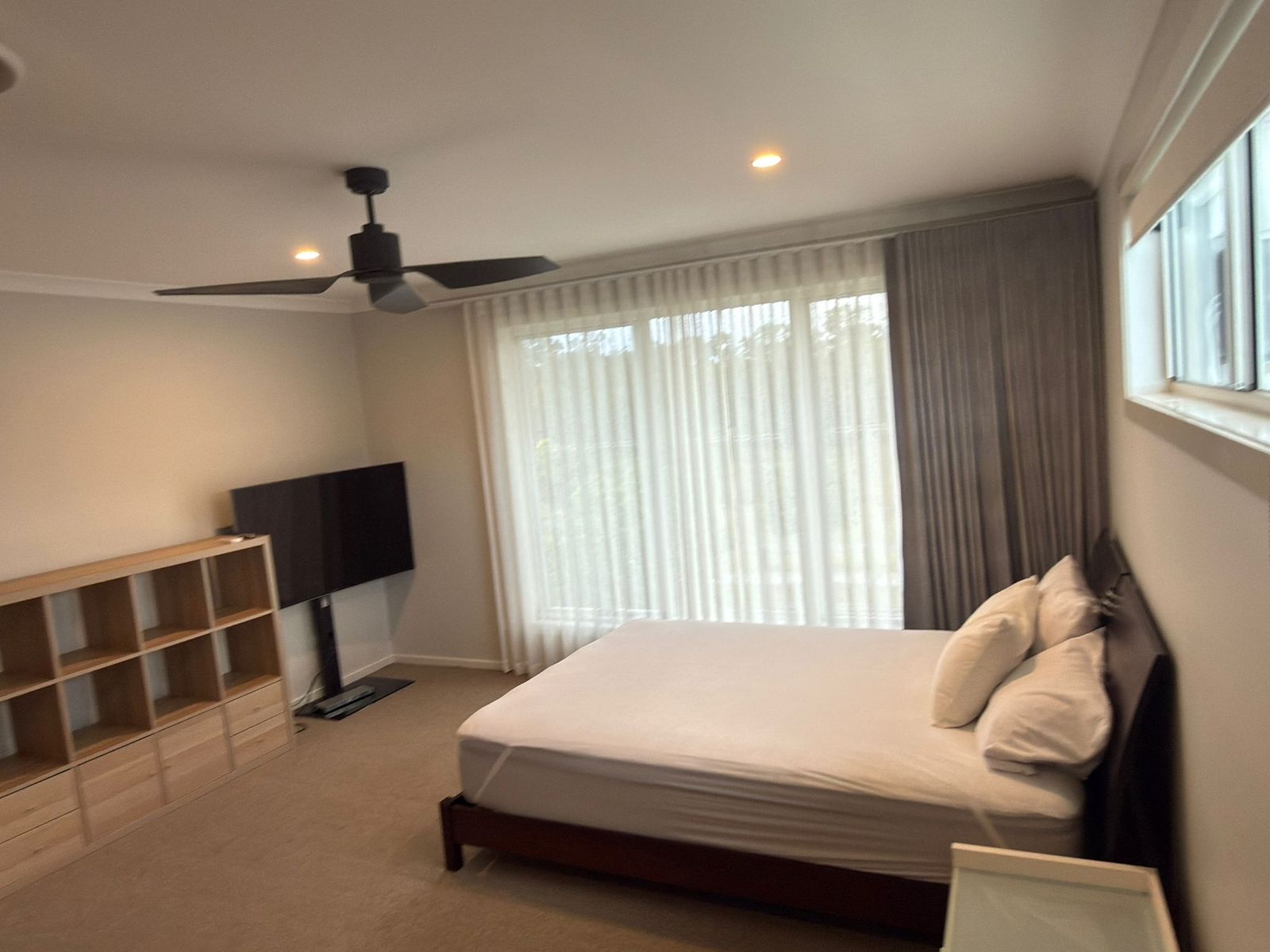 Room 4/62 Citron Crescent, Helensvale QLD 4212, Helensvale - Thumbnail 4