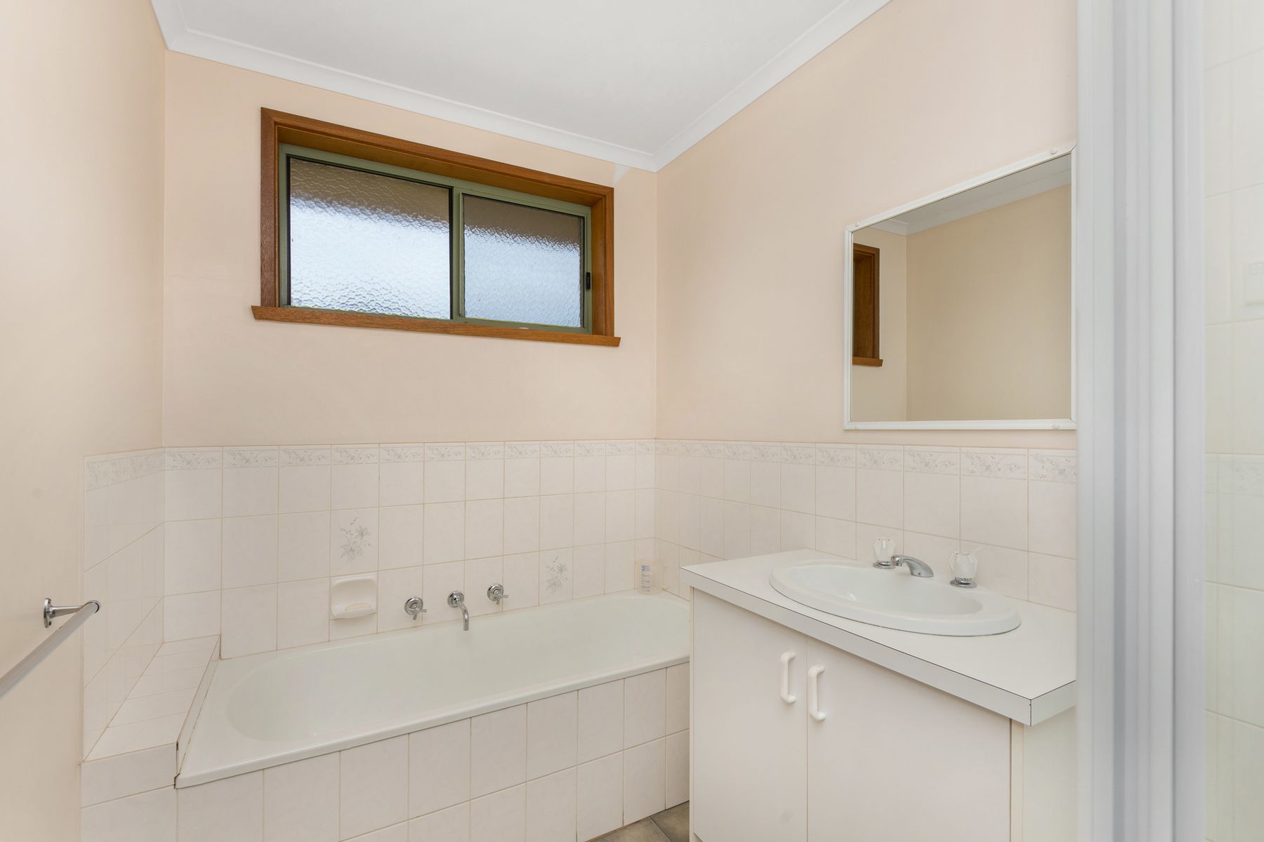 2/1 Jackman Court, Golden Square, VIC 3555, Golden Square - Thumbnail 5