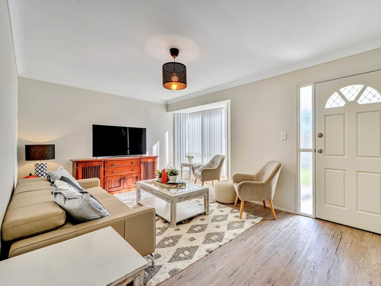 21 Bannister Place, Forest Lake QLD 4078, Forest Lake - Thumbnail 2