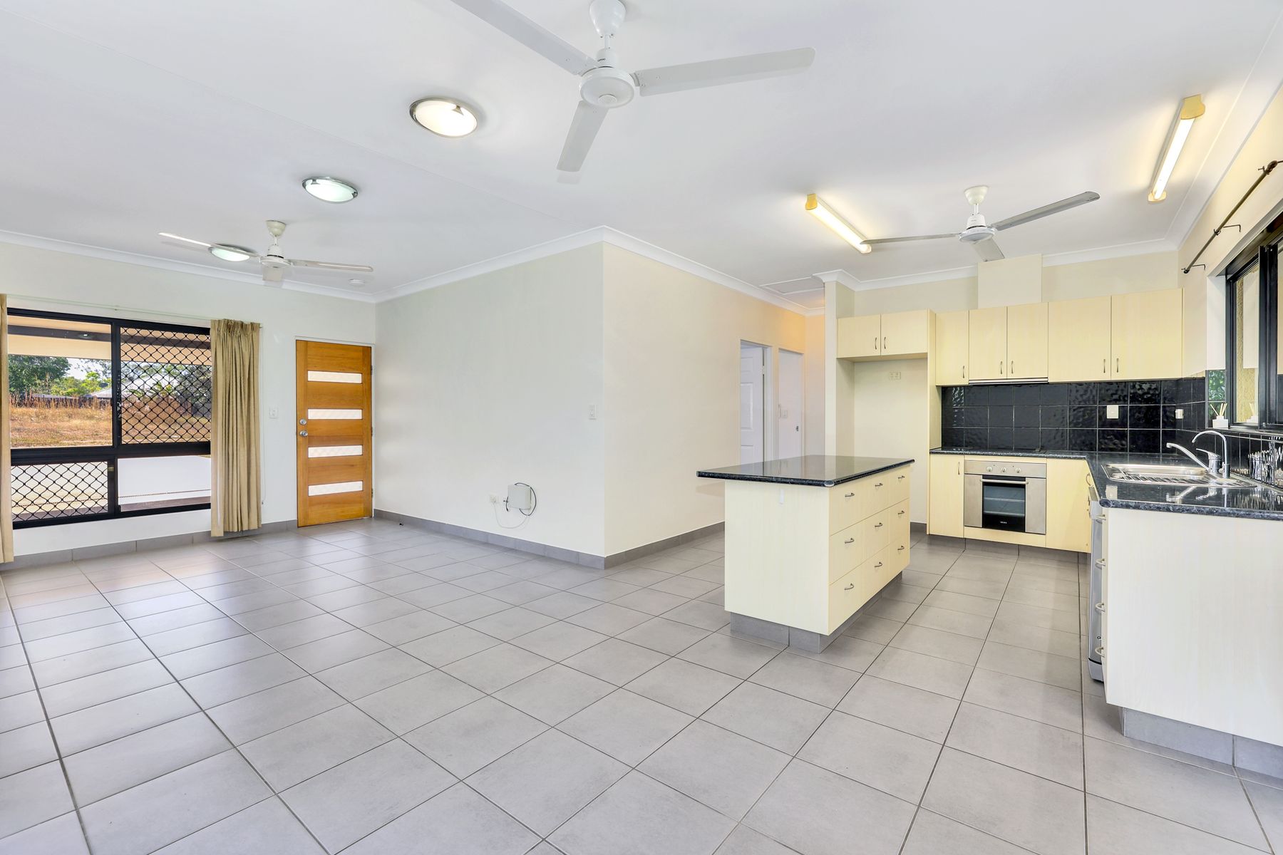 38 Bauldry Avenue, Farrar NT 0830, Farrar - Thumbnail 2