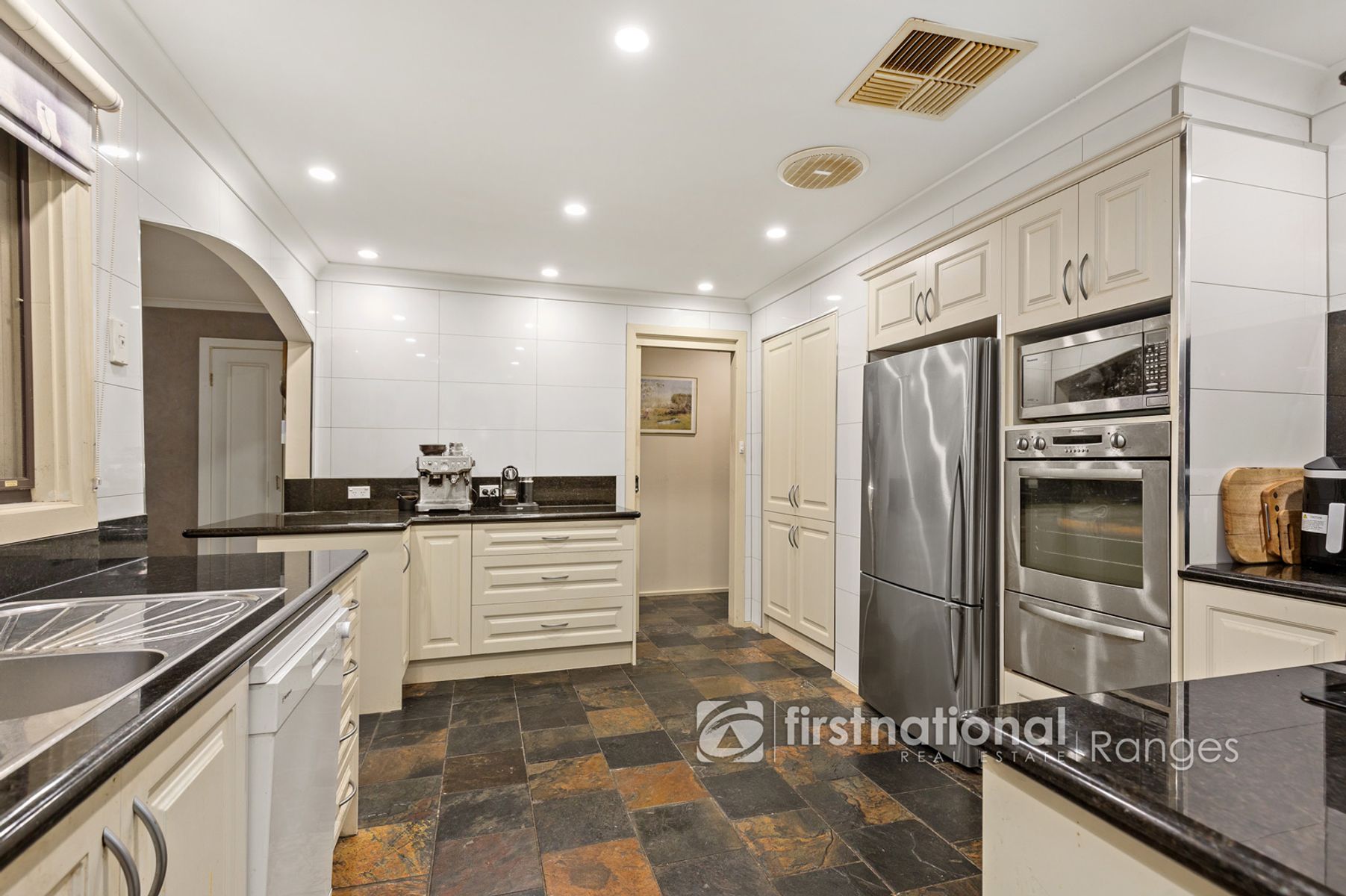 32 Fairway Road, Emerald VIC 3782, Emerald - Thumbnail 7