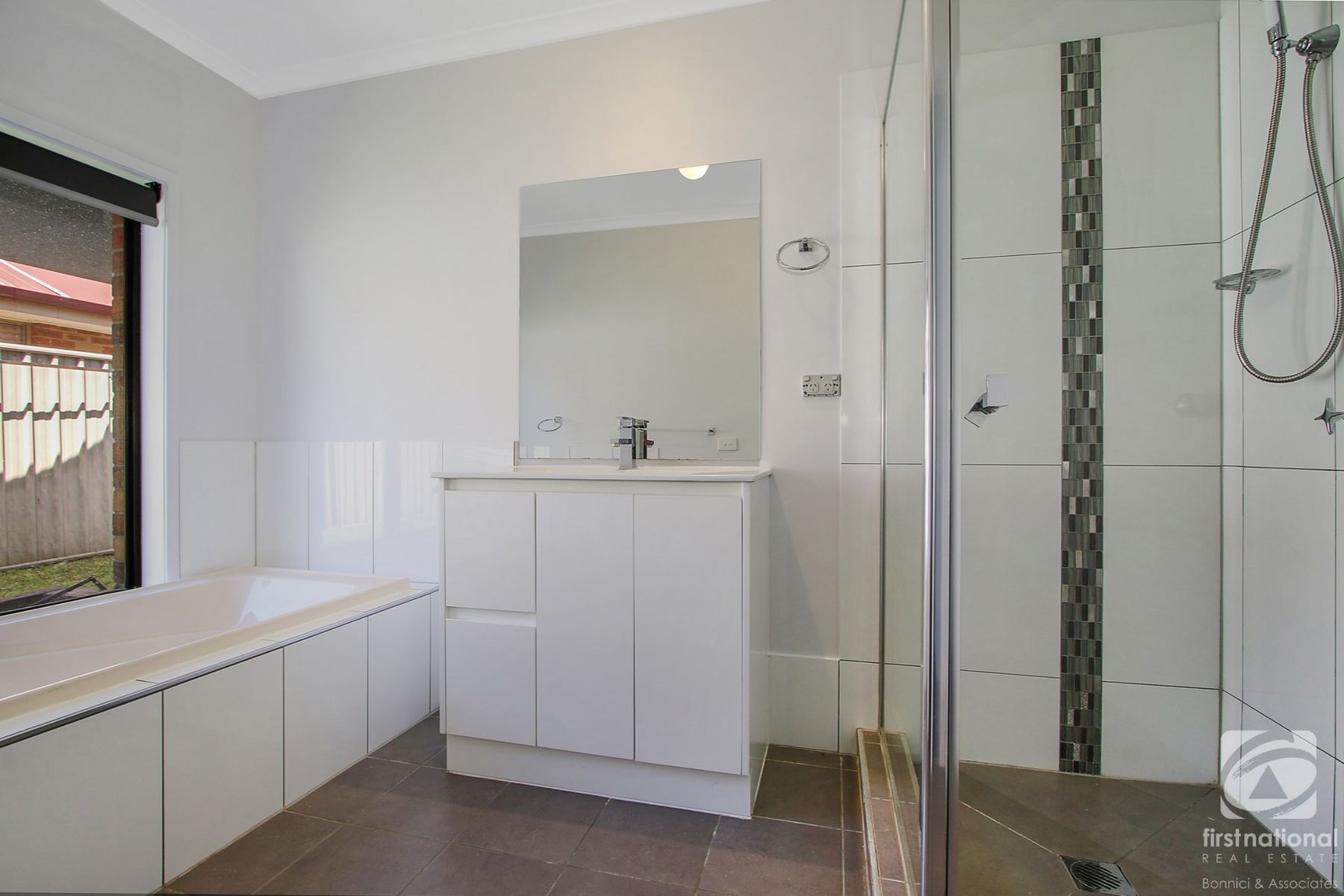 8 Hook Court, Wodonga VIC 3690, Wodonga - Thumbnail 7