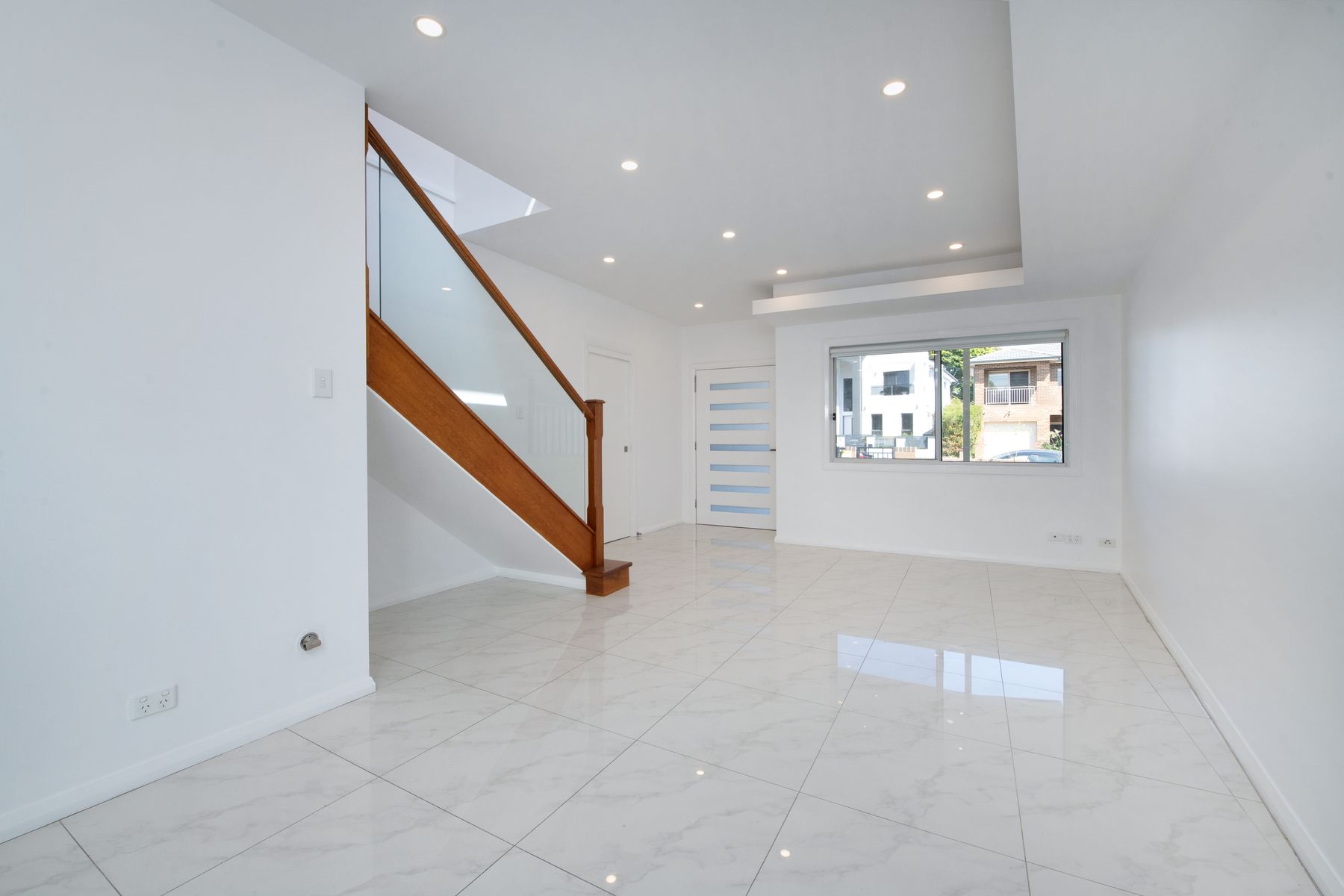18 Hodgkinson Crescent, Panania NSW 2213, Panania - Thumbnail 3