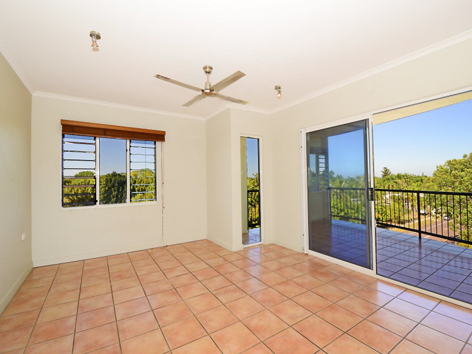 11/53 Aralia Street, Nightcliff NT 0810, Nightcliff - Thumbnail 3