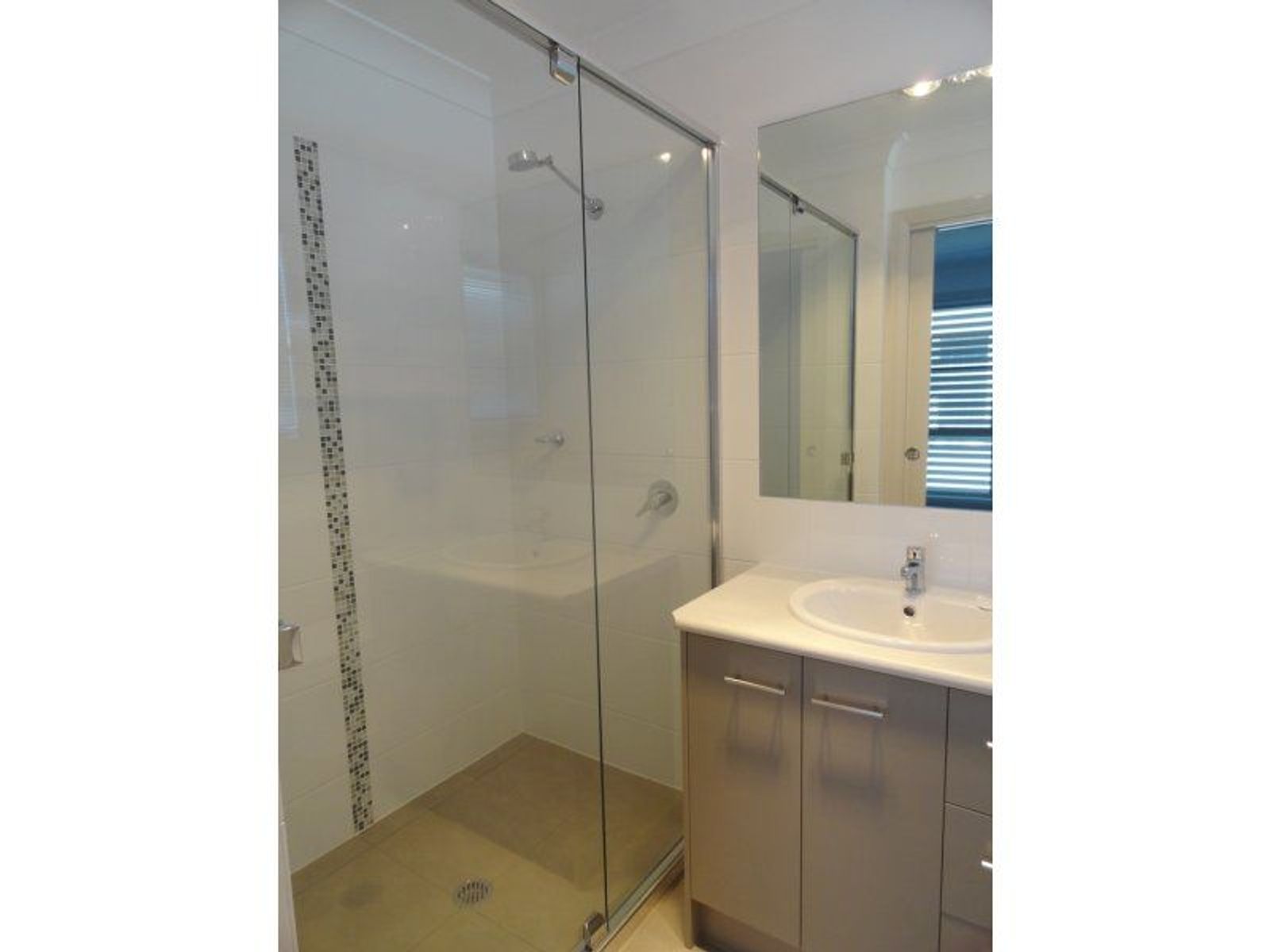 7/104-106 Windmill Road, Chinchilla QLD 4413, Chinchilla - Thumbnail 3