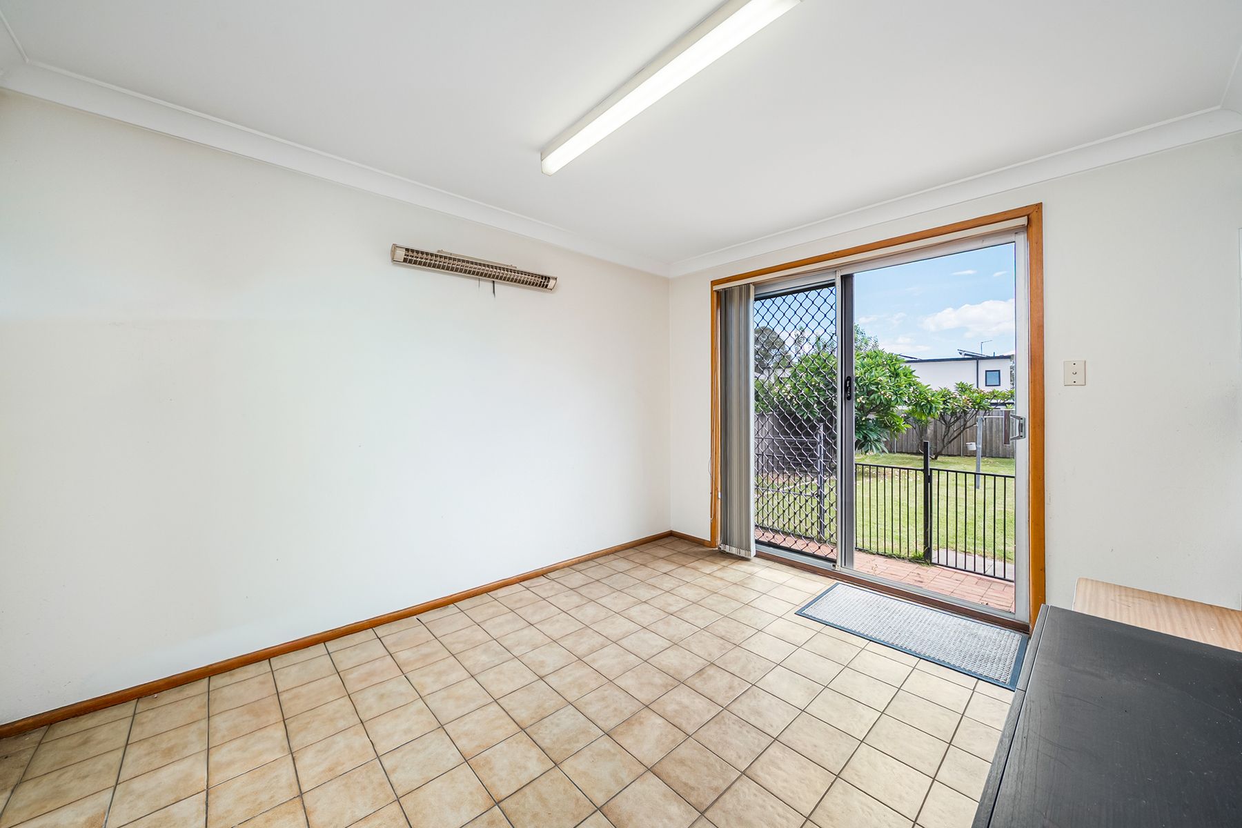 23 Raleigh Rd, Milperra NSW 2214, Milperra - Thumbnail 6