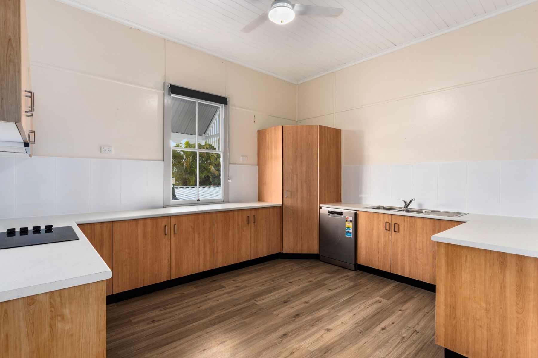 20 Woodford Street, One Mile QLD 4305, One Mile - Thumbnail 7