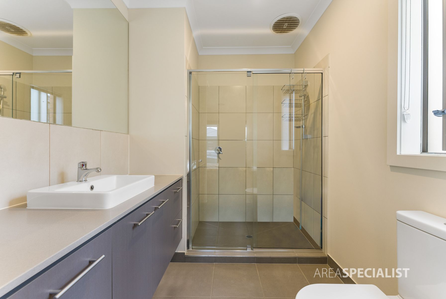 15 Gellibrand Street, Werribee, VIC 3030, Werribee - Thumbnail 5