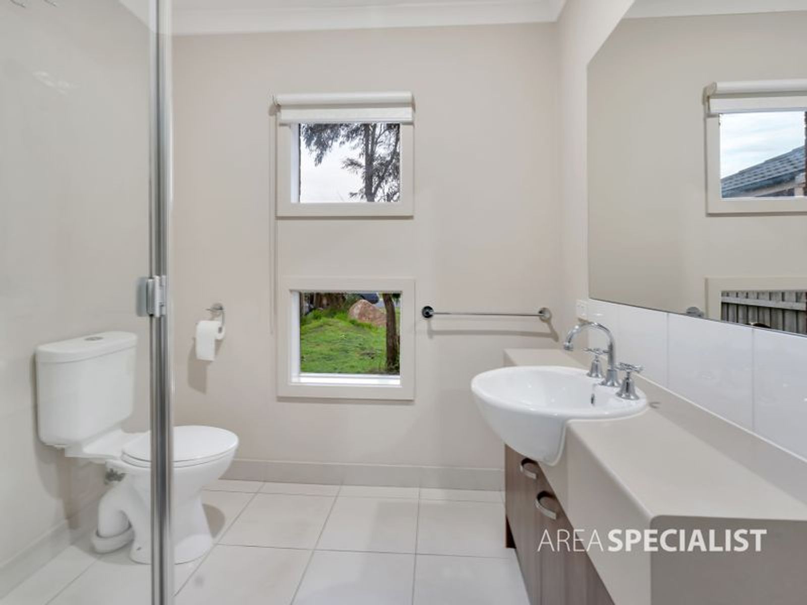 22 Camelia Way, Pakenham, VIC 3810, Pakenham - Thumbnail 8