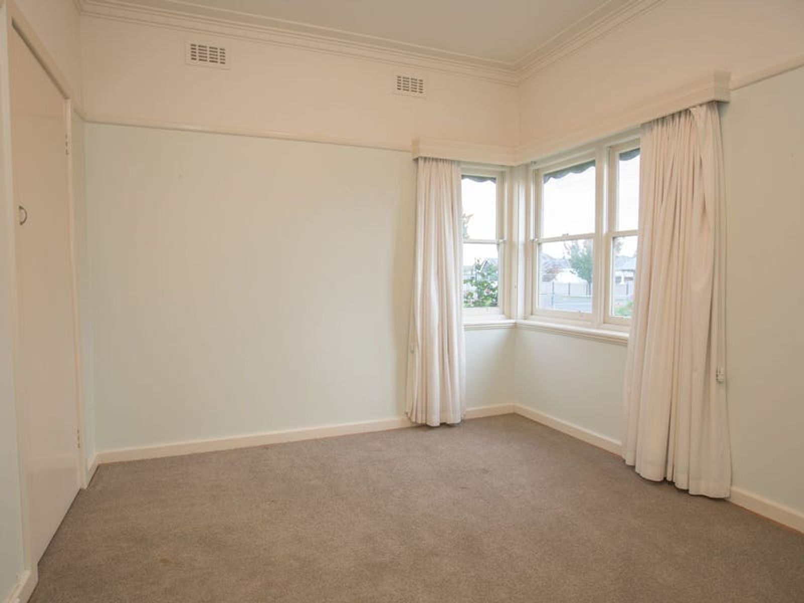 65 Gisborne Road, Bacchus Marsh VIC 3340, Bacchus Marsh - Thumbnail 6