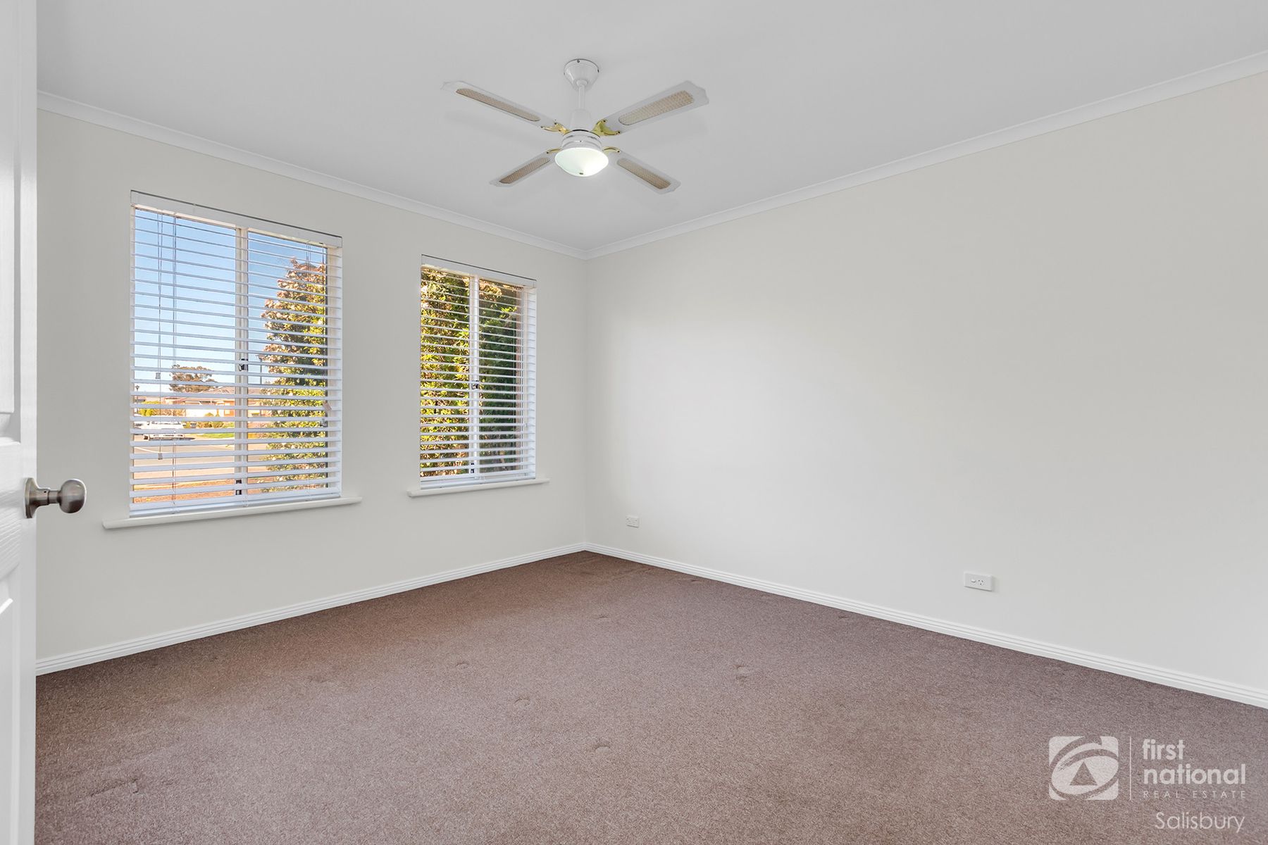 1 Wayfarer Mews, Smithfield SA 5114, Smithfield Plains - Thumbnail 2