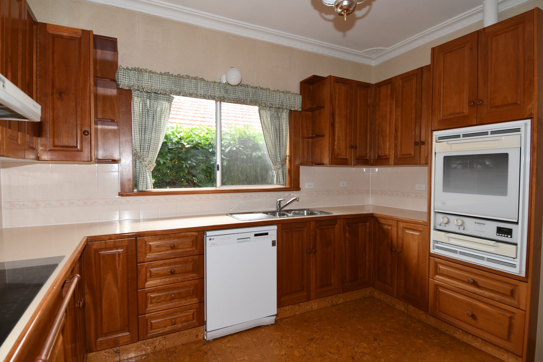 277 Piper Street, Bathurst NSW 2795, Bathurst - Thumbnail 5