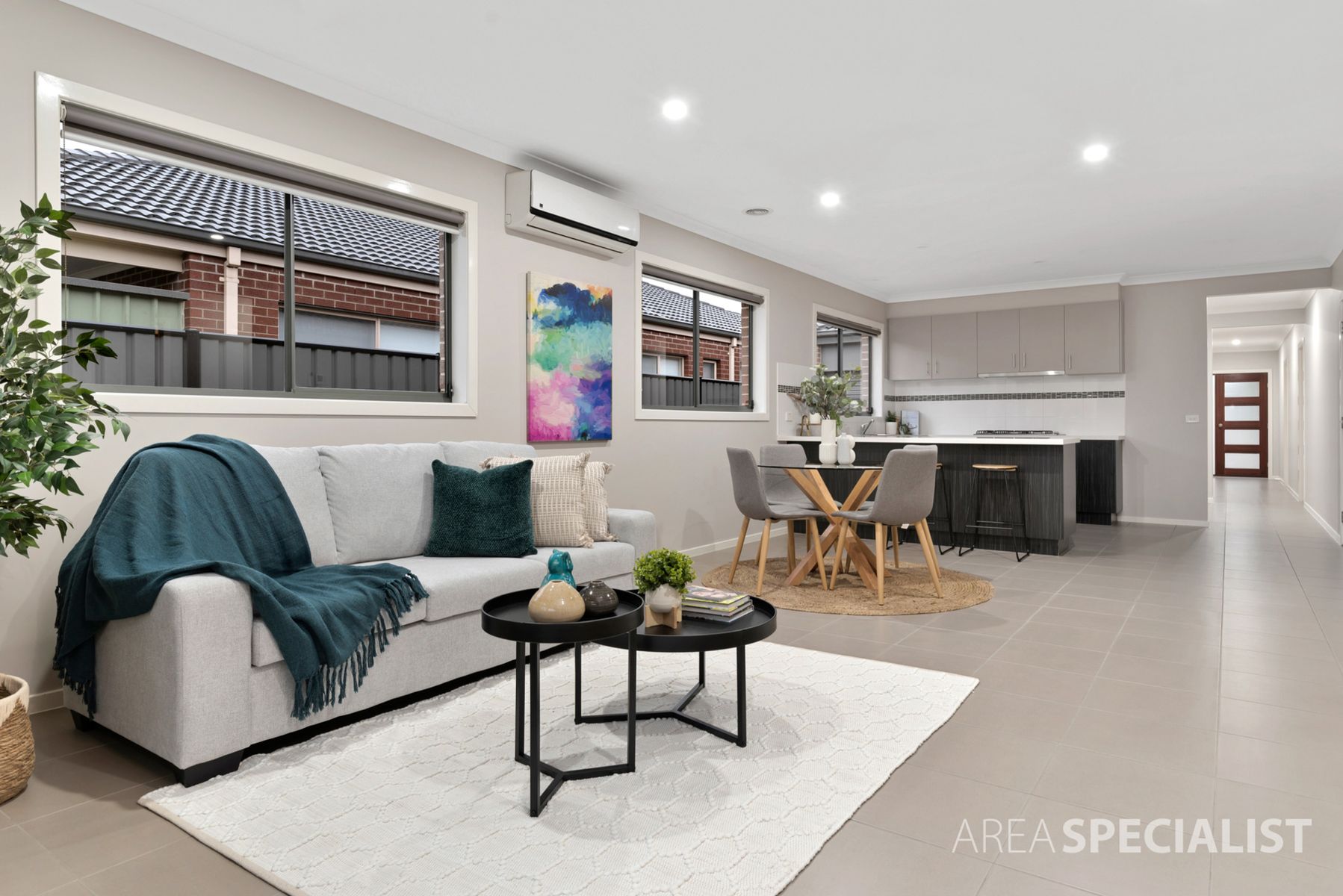 5 Paso Grove, Clyde North, VIC 3978, Clyde North - Thumbnail 3