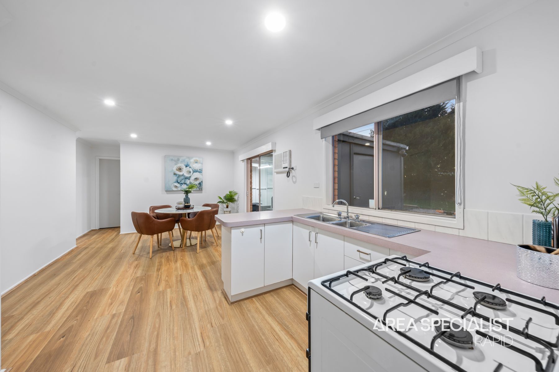 34 Geraldine Drive, Hampton Park, VIC 3976, Hampton Park - Thumbnail 4