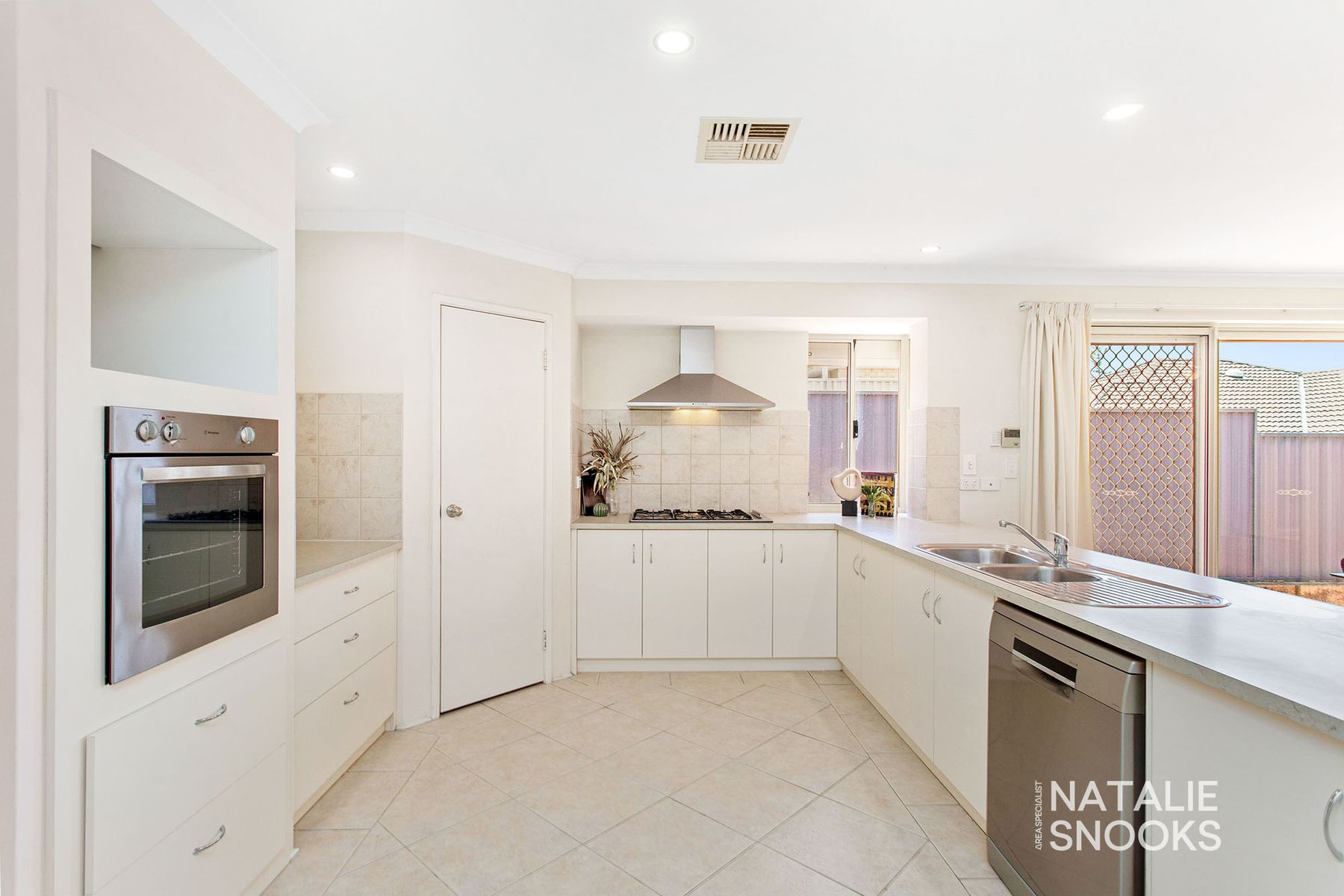 20 Nola Avenue, Scarborough, WA 6019, Scarborough - Thumbnail 7