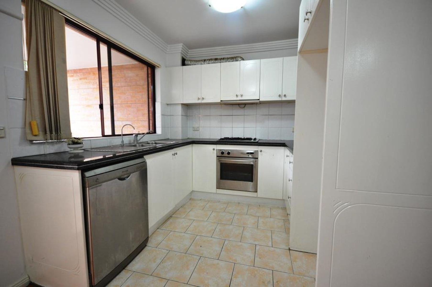 52/27-33 Addlestone Road, Merrylands NSW 2160, Merrylands - Thumbnail 3