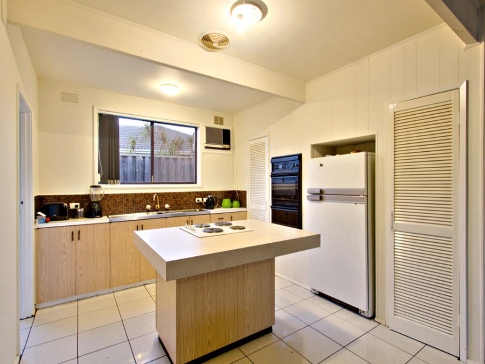 2 Lenton Road, Keysborough, VIC 3173, Keysborough - Thumbnail 2