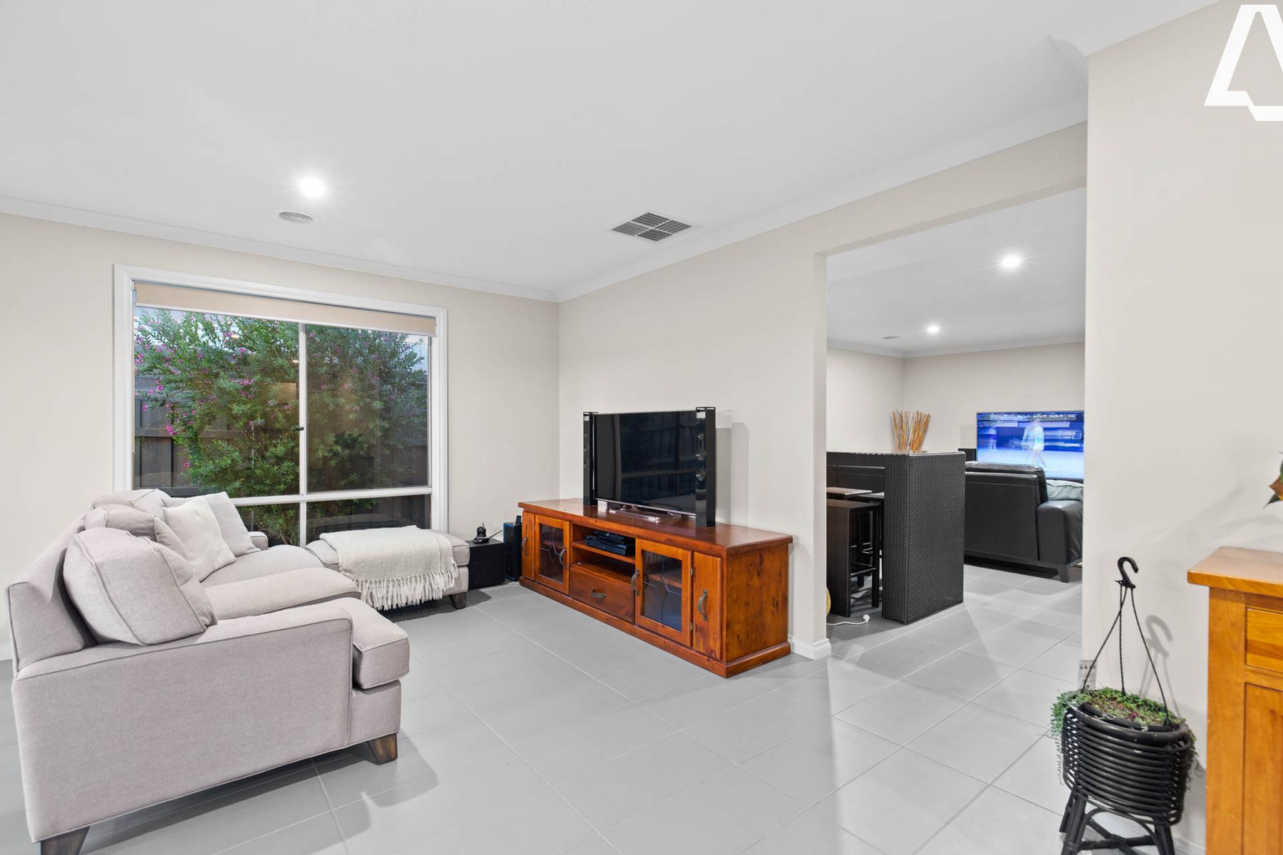 11 Stockhaven Circuit, Langwarrin, VIC 3910, Langwarrin - Thumbnail 4