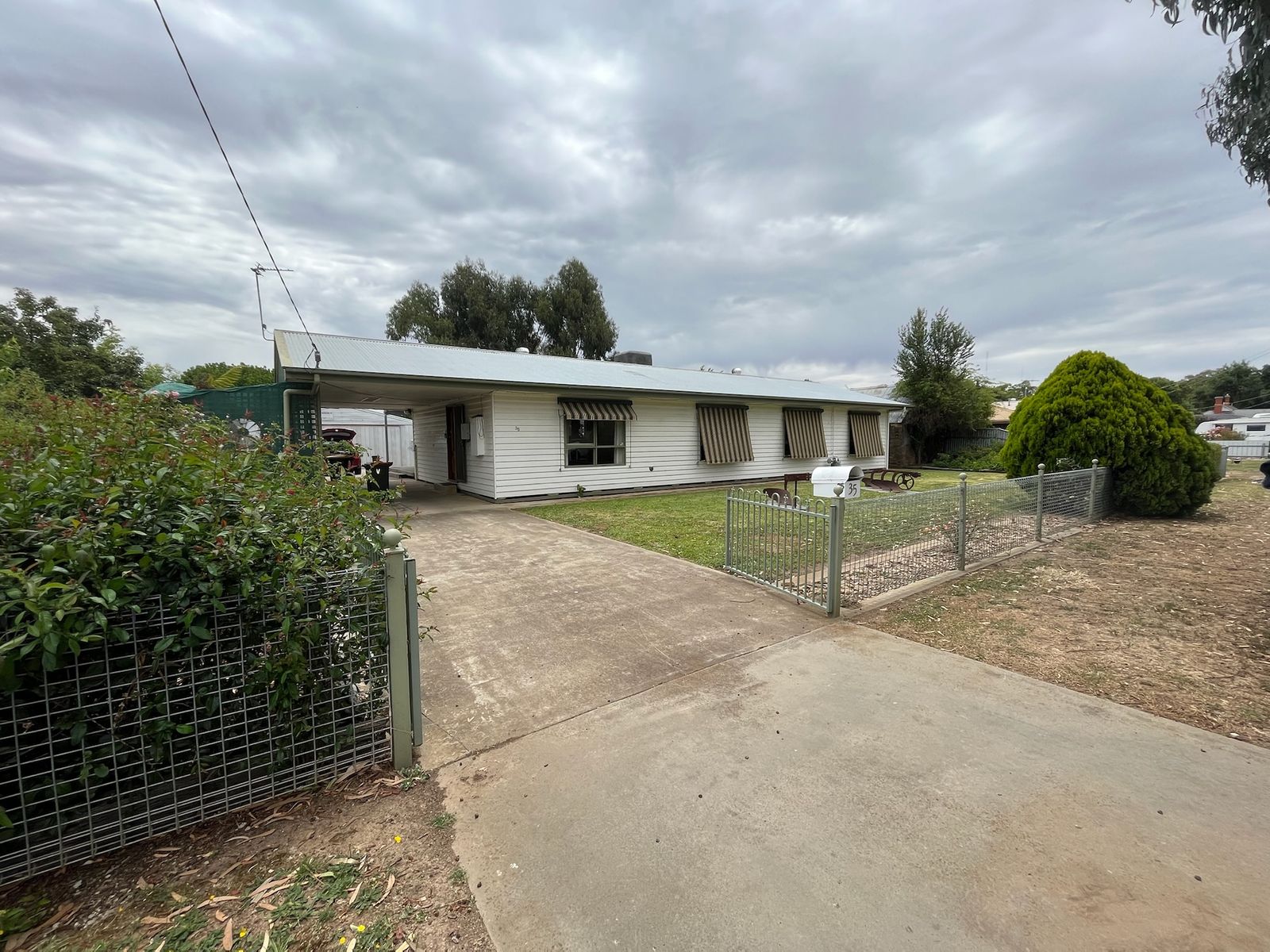 35 Powlett Street, Carisbrook VIC 3464