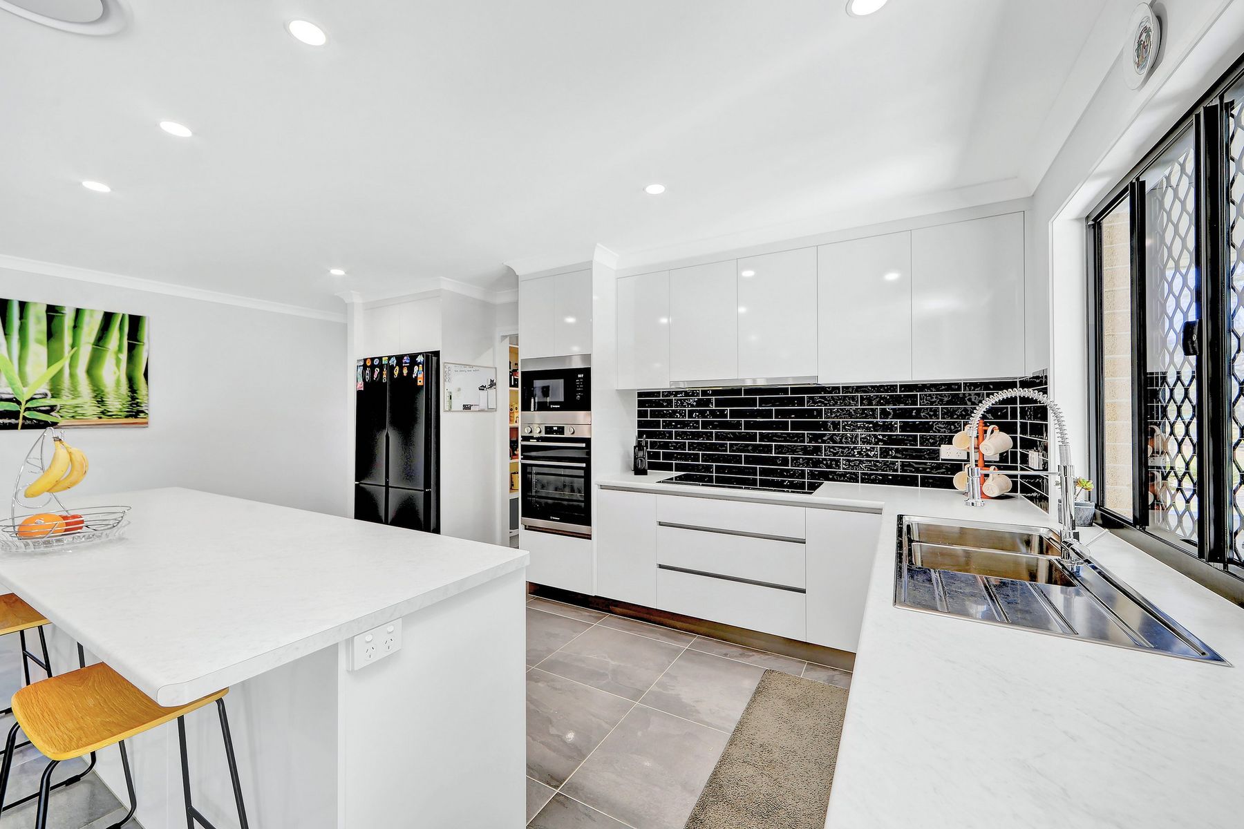 77 Park Avenue, North Isis QLD 4660, North Isis - Thumbnail 5