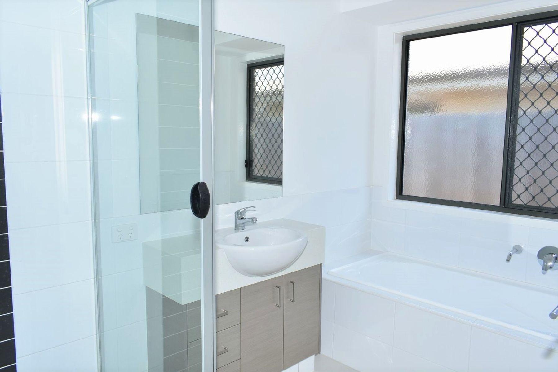 1/13 Moreton Drive, Rural View QLD 4740, Rural View - Thumbnail 7