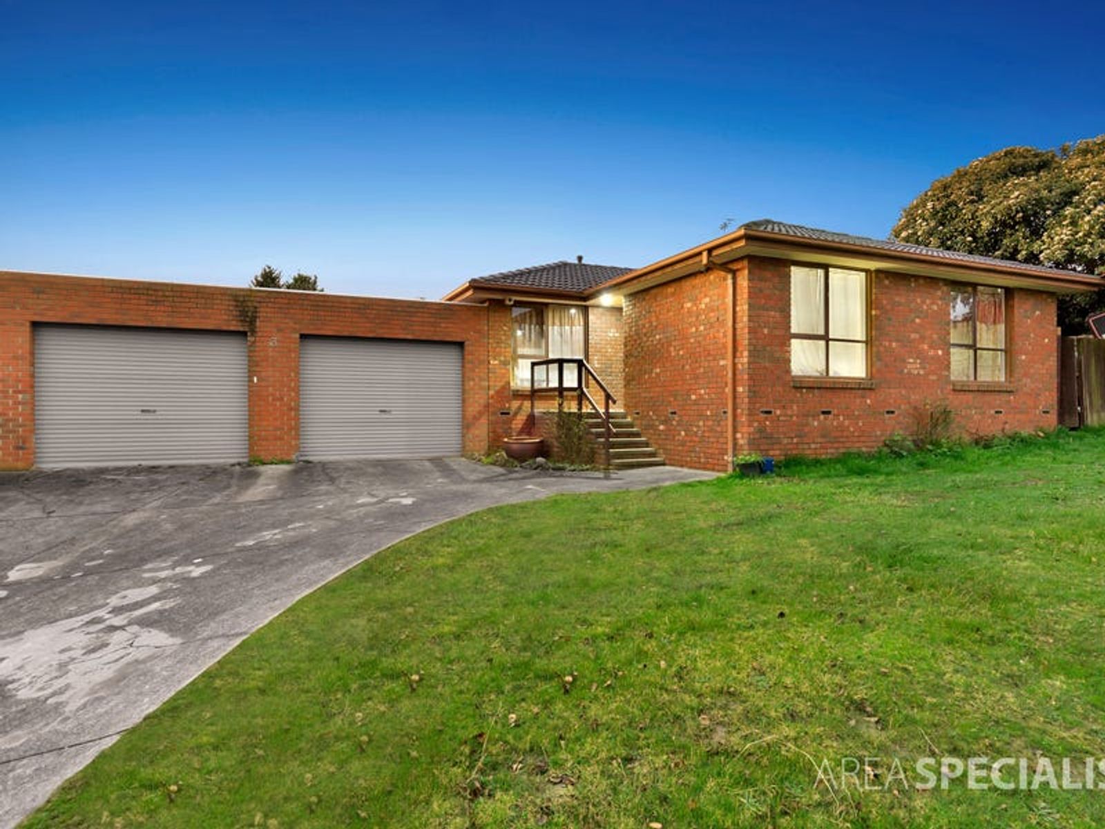 3 Millswyn Avenue, Hampton Park, VIC 3976