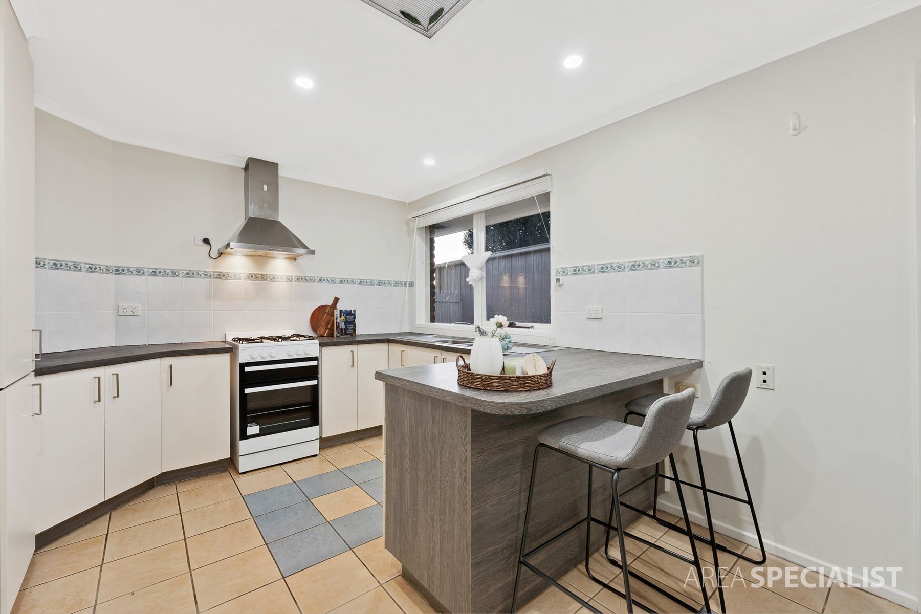 22 Kellett Street, Cranbourne North, VIC 3977, Cranbourne North - Thumbnail 4