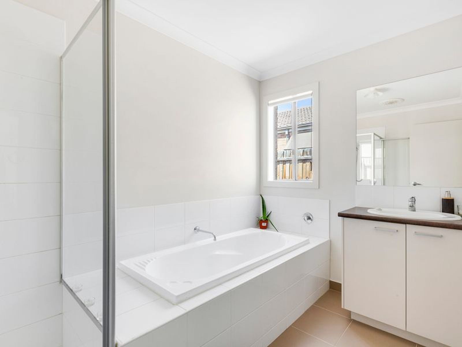 93 Halletts Way, Bacchus Marsh, VIC 3340, Bacchus Marsh - Thumbnail 8