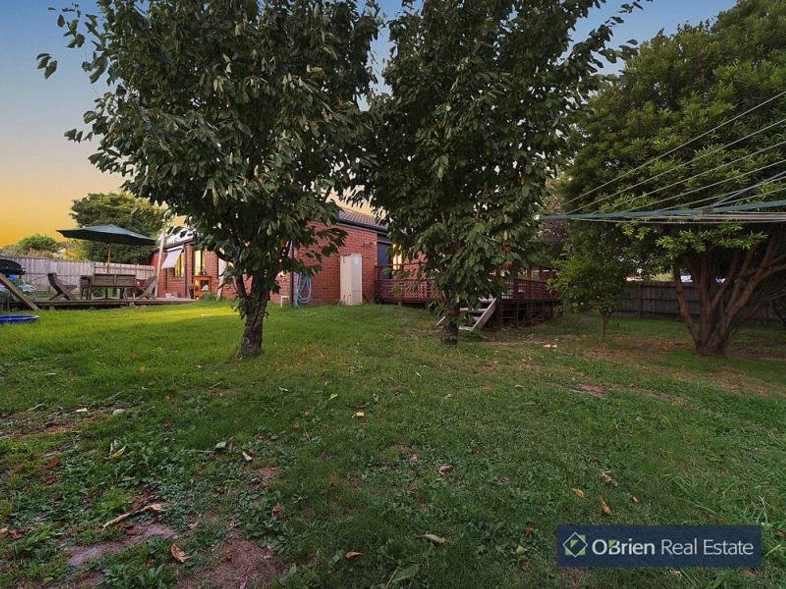 27 Sandalwood Drive, Narre Warren, VIC 3805, Narre Warren - Thumbnail 6