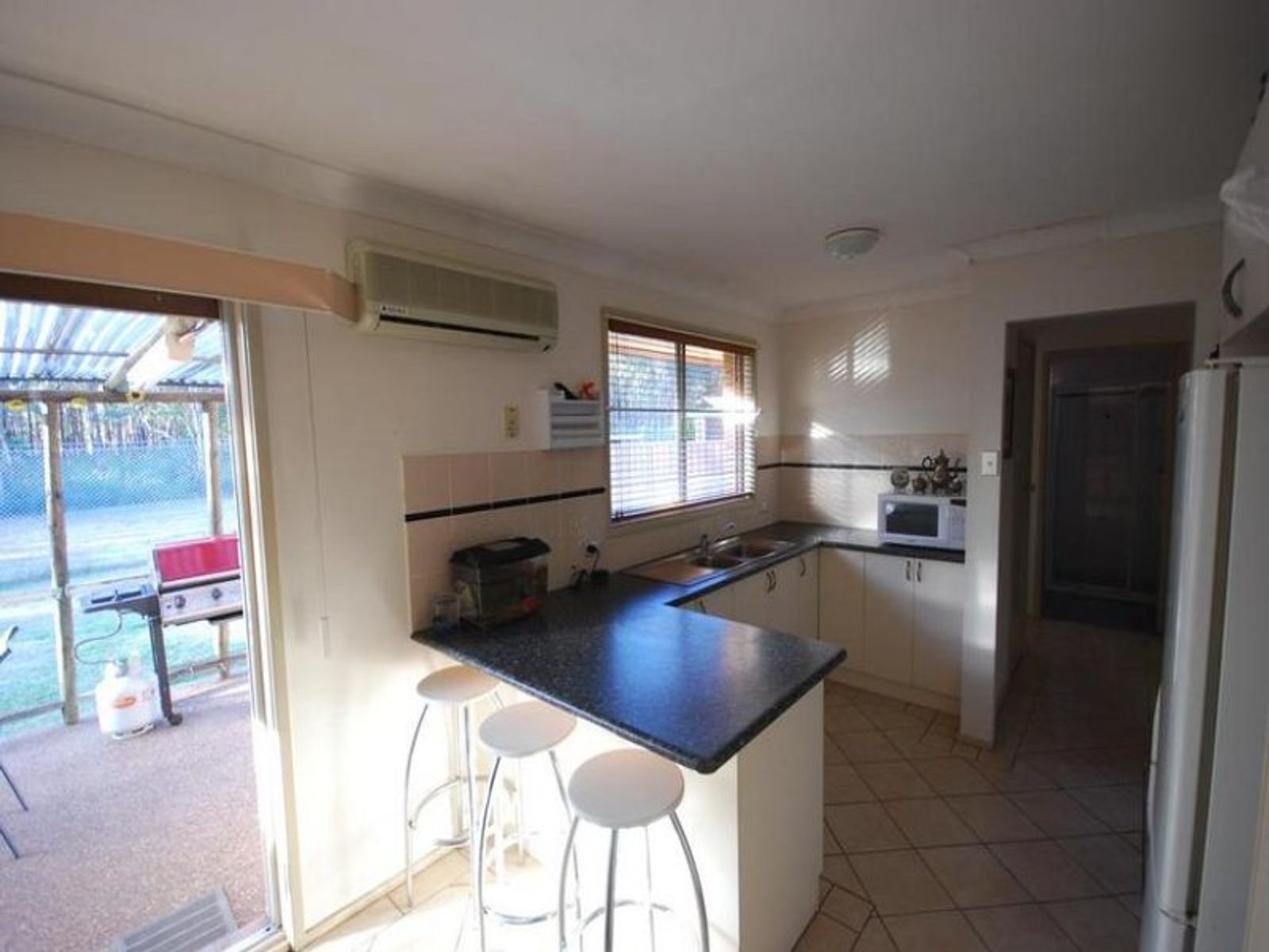 11 COBBITY AVENUE, Werrington Downs - Thumbnail 2