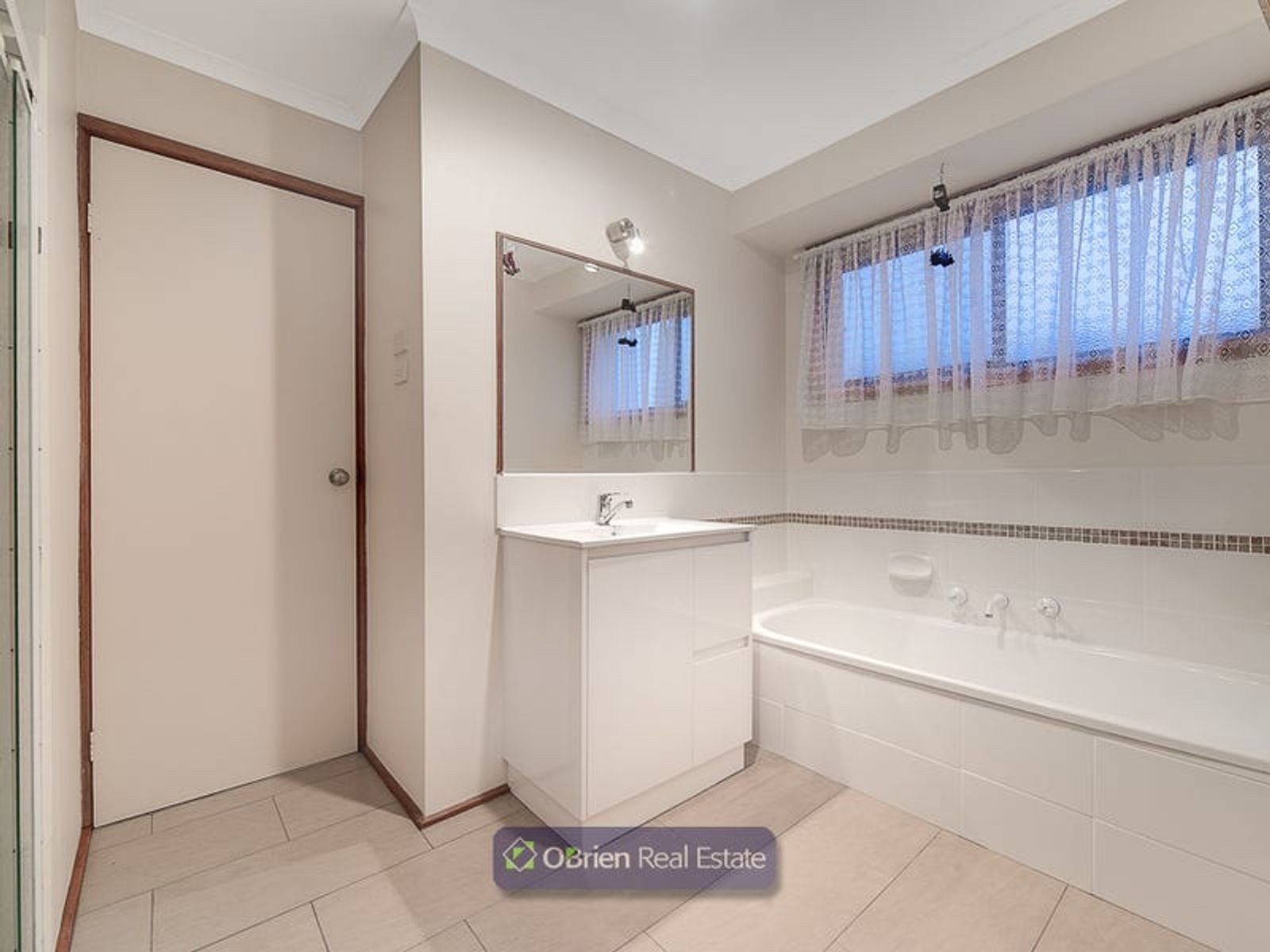 32 Clifton Way, Endeavour Hills, VIC 3802, Endeavour Hills - Thumbnail 6