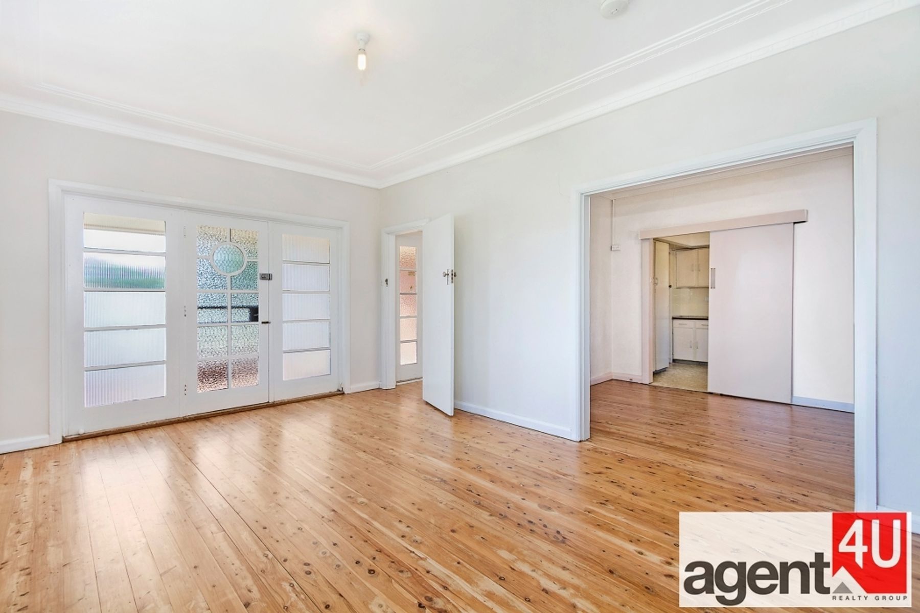 48 Castlereagh Street, Penrith NSW 2750, Penrith - Thumbnail 2