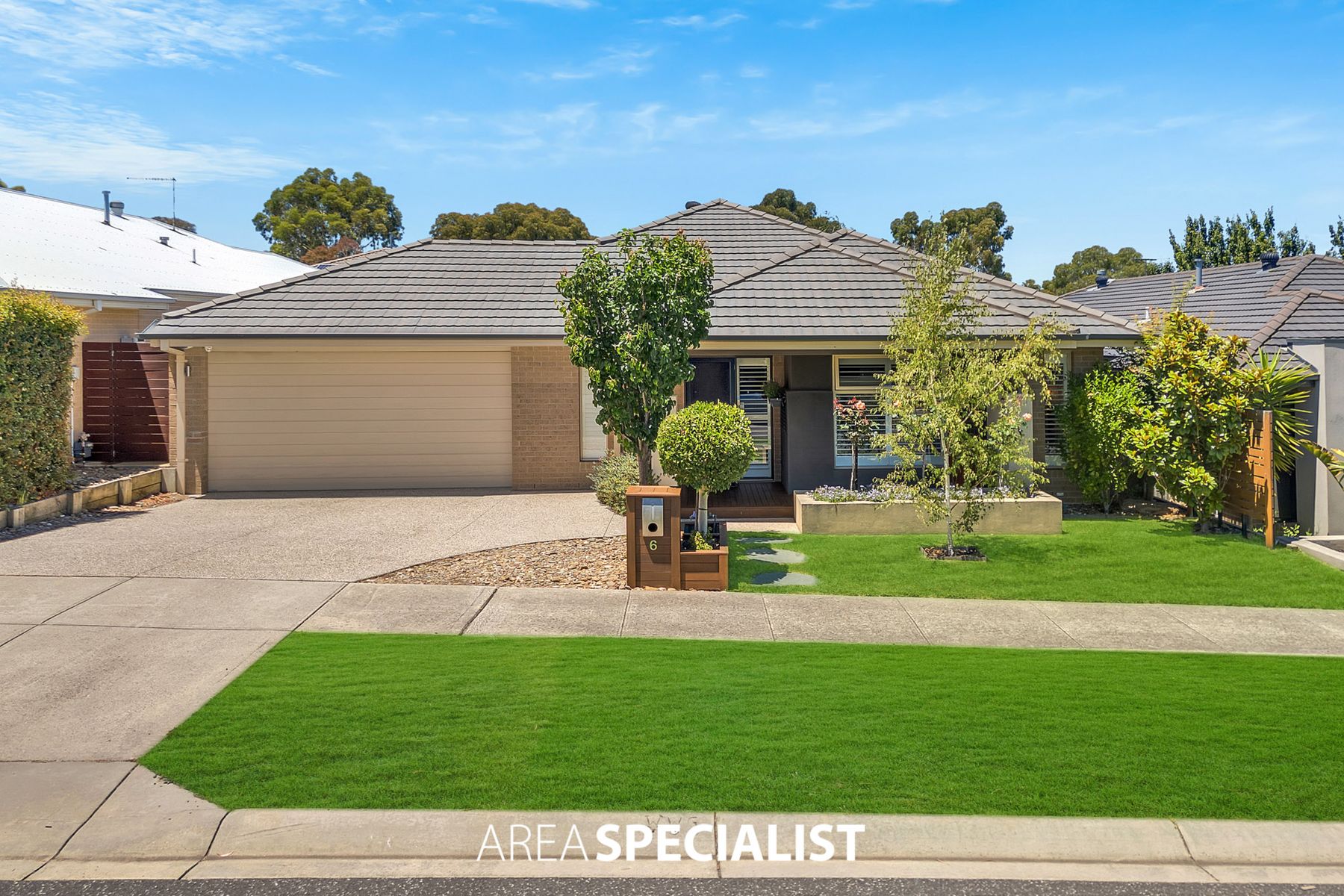 6 Montalto Drive, Pakenham, VIC 3810, Pakenham - Thumbnail 2