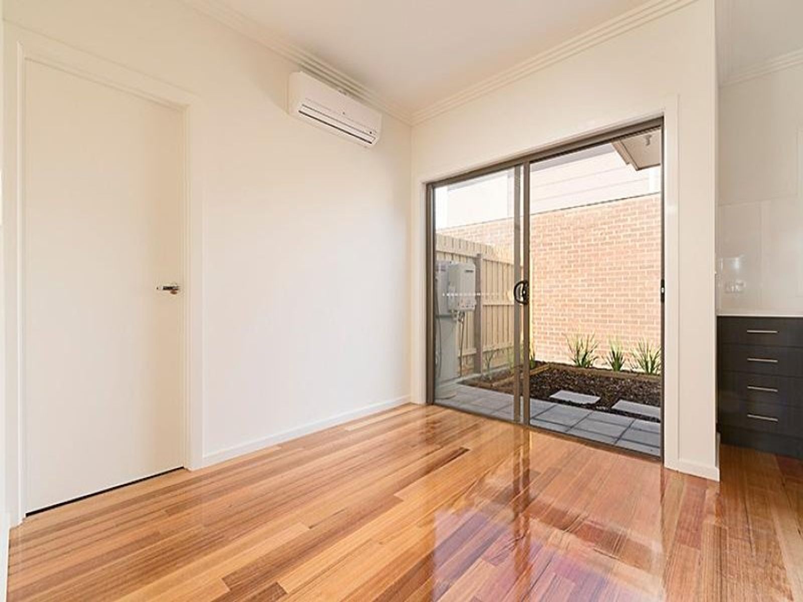 2/26-28 Henderson Street, Tullamarine, VIC 3043, Tullamarine - Thumbnail 6
