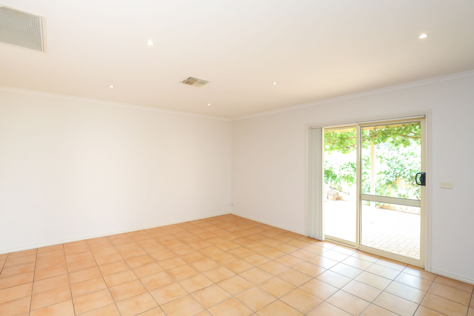 12 Belle Gardens Drive, Mildura - Thumbnail 8