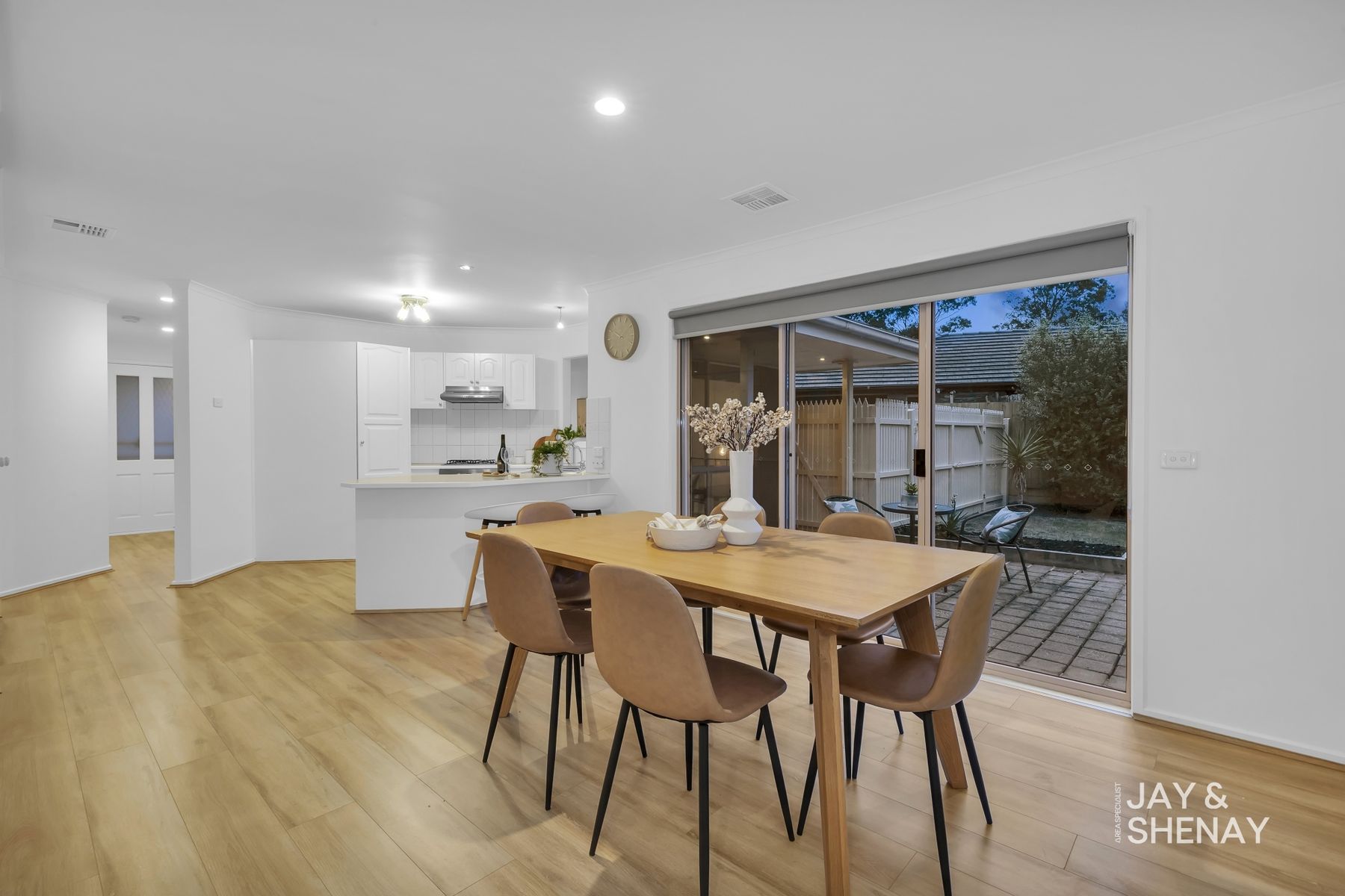 12 Julia Court, Cranbourne North, VIC 3977, Cranbourne North - Thumbnail 6