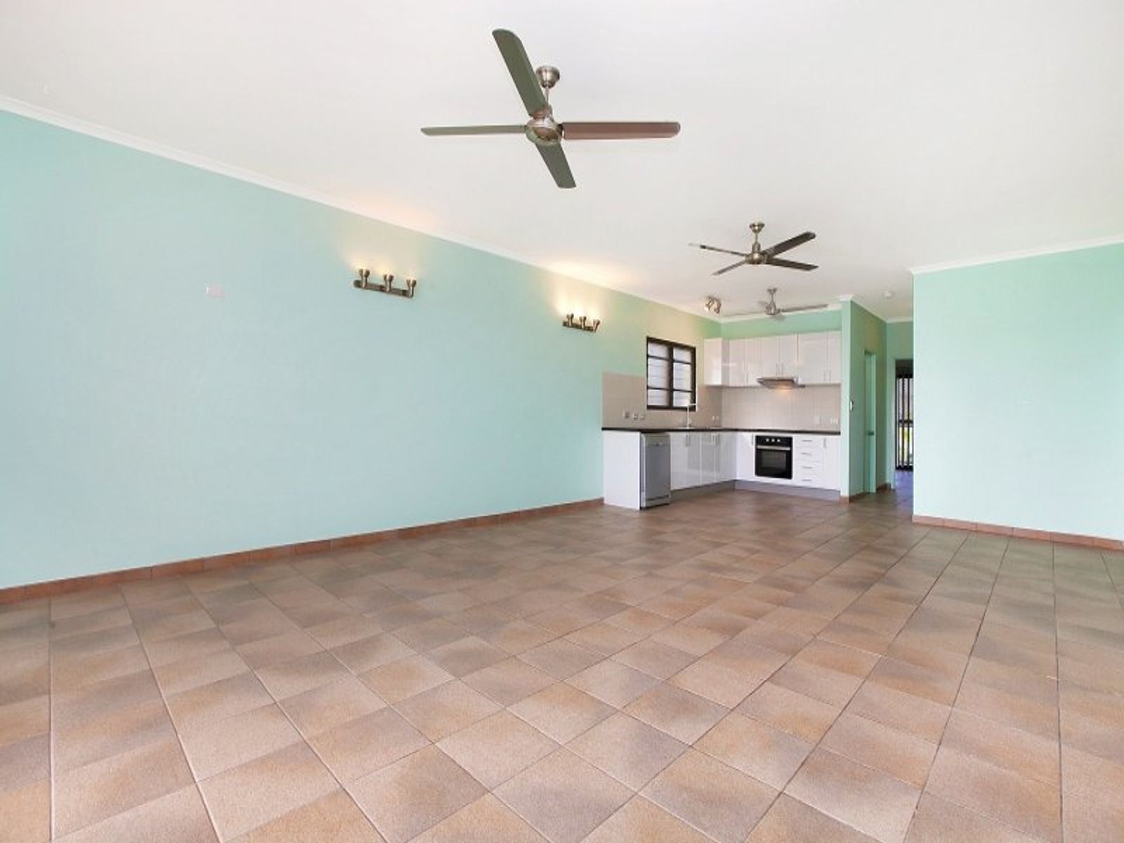 9/12 Houston Street, Larrakeyah NT 0820, Larrakeyah - Thumbnail 2