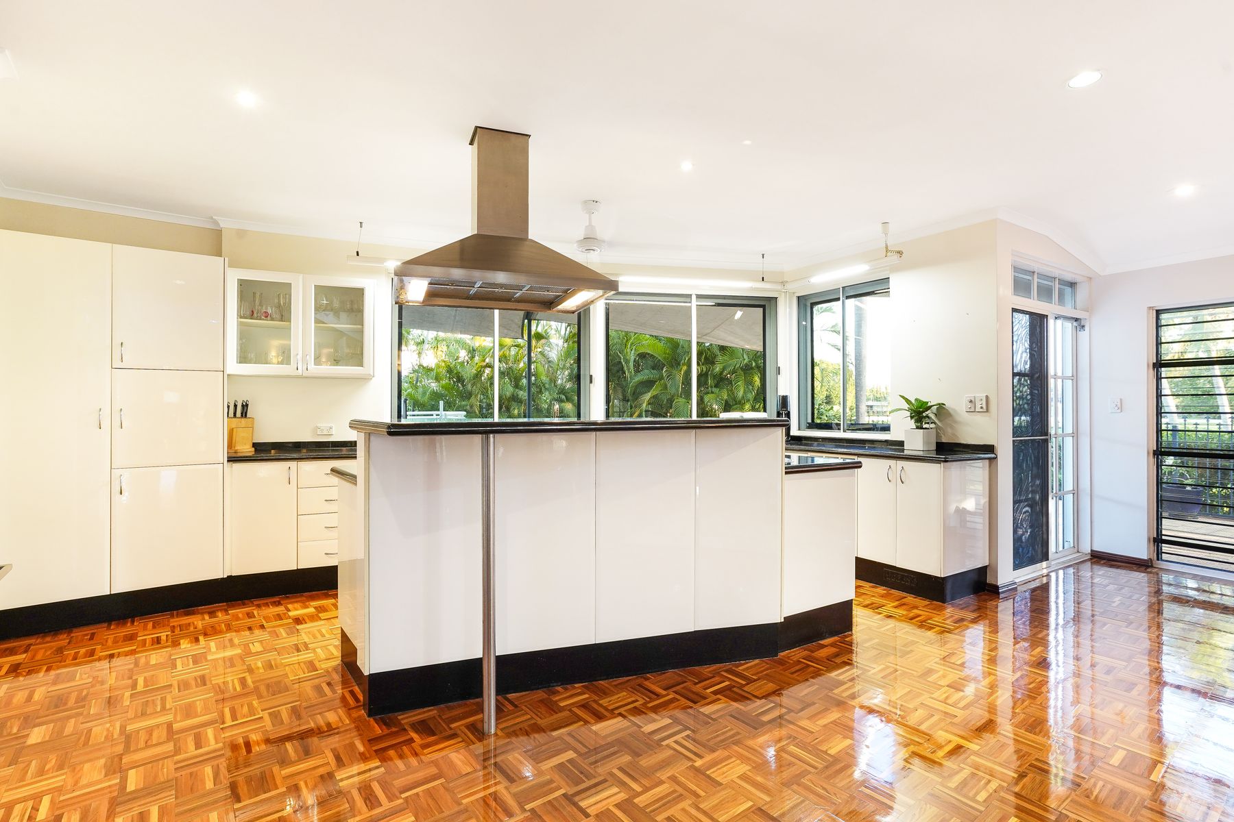 31 Cullen Bay Crescent, Cullen Bay NT 0820, Cullen Bay - Thumbnail 6