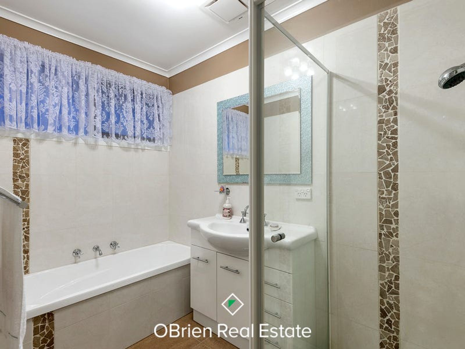 2 Legg Court, Endeavour Hills, VIC 3802, Endeavour Hills - Thumbnail 7