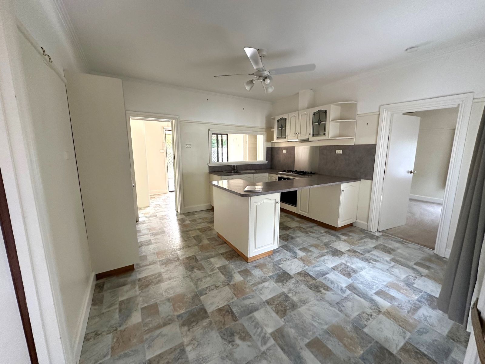21 George Street, Warragul VIC 3820, Warragul - Thumbnail 7