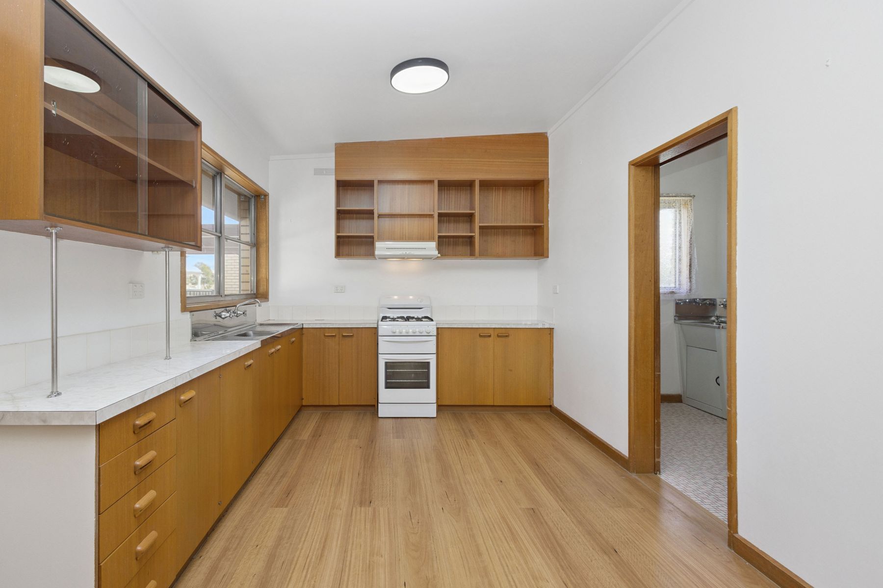 2/5 Day Street, East Bendigo, VIC 3550, East Bendigo - Thumbnail 2